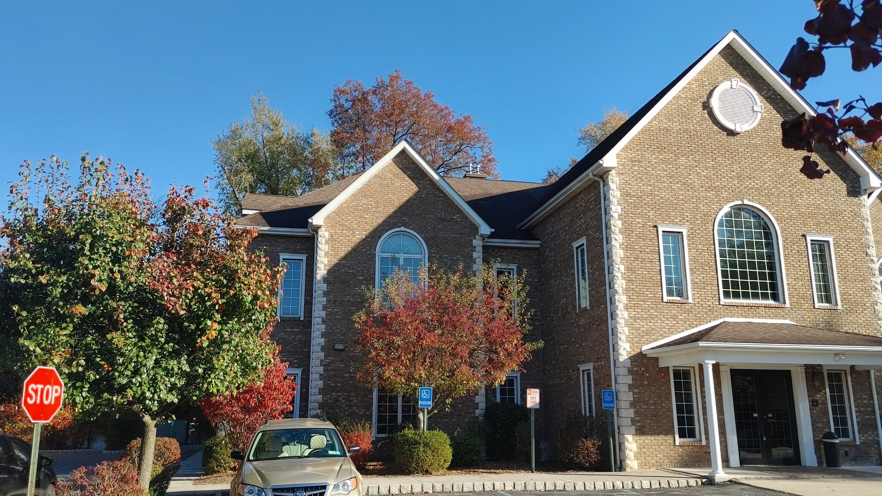 Large Roof in Washingtonville by roberts roofing