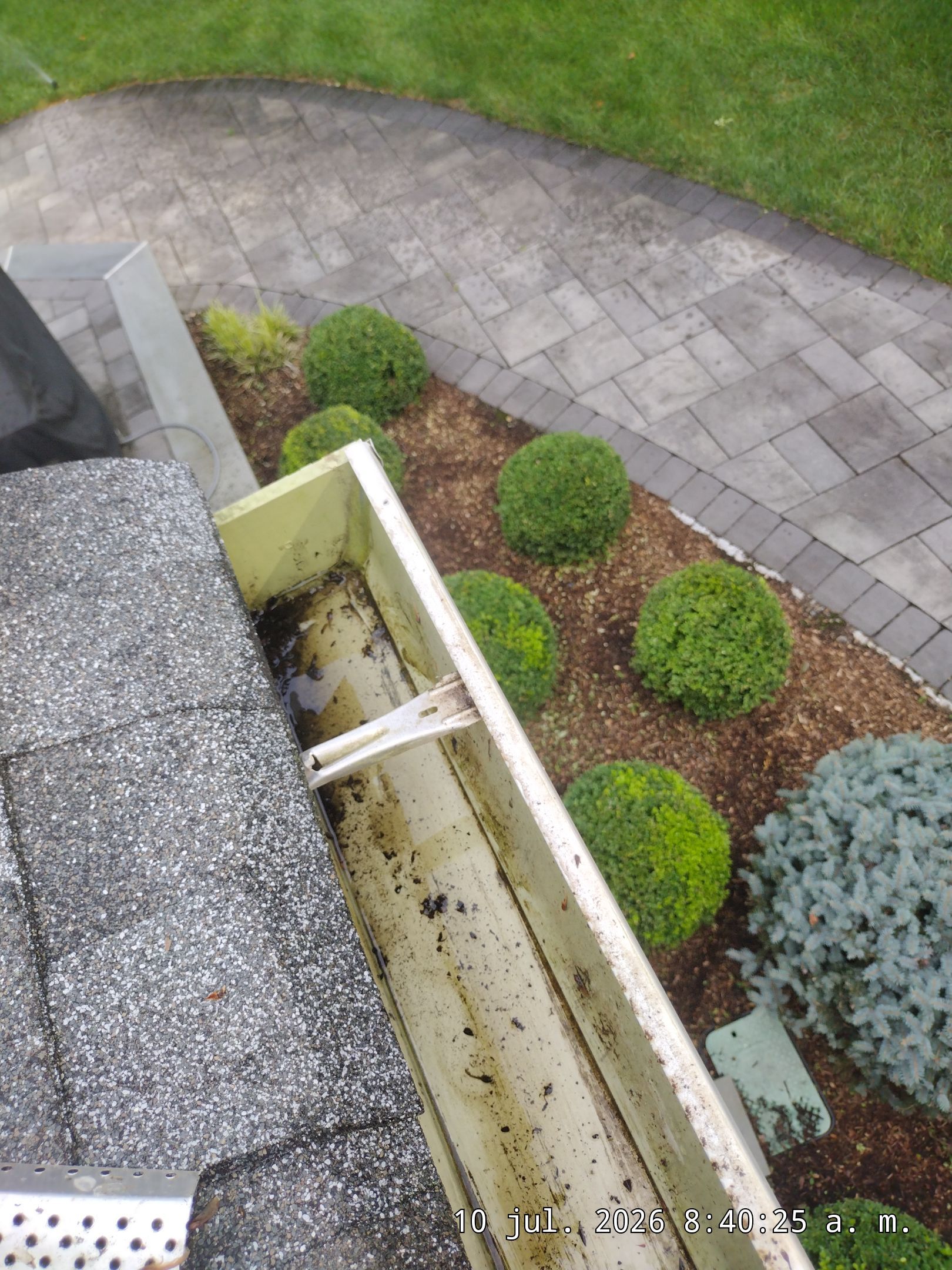 Gutter Cleaning and Protective Guard Maintenance in Franklin Lakes by NJ Home Maintenance Services