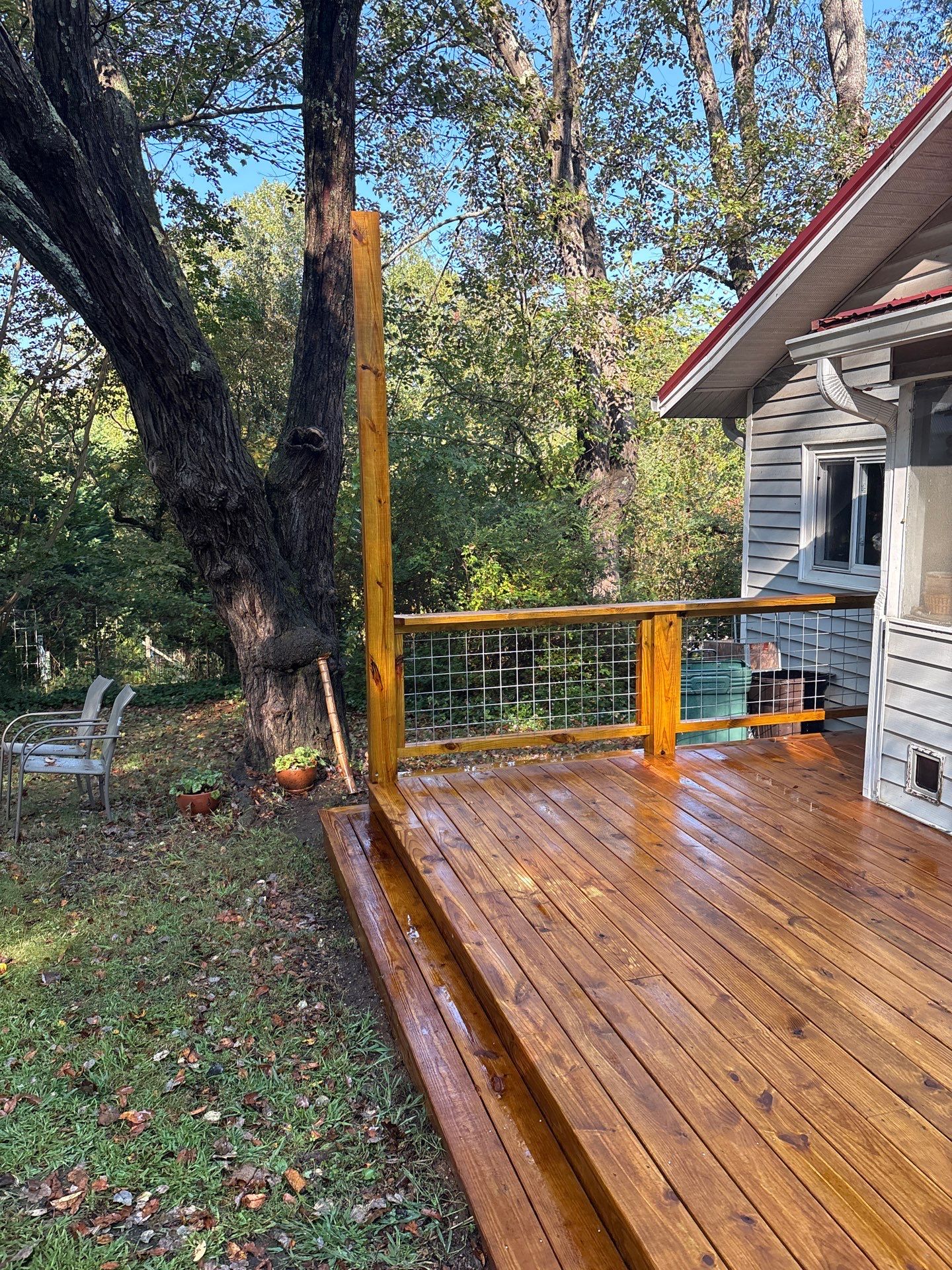 Wood Deck using Wood Sealant by DuraSeal