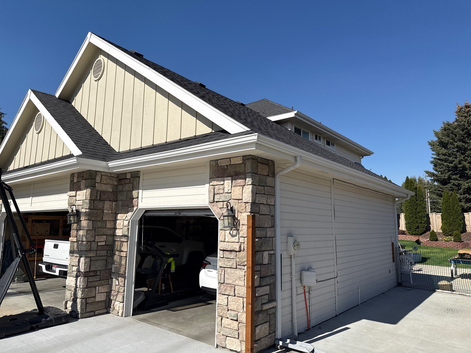 Asphalt Shingle Roof Replacement for Two-Story Home in Meridian by Olive Roofing