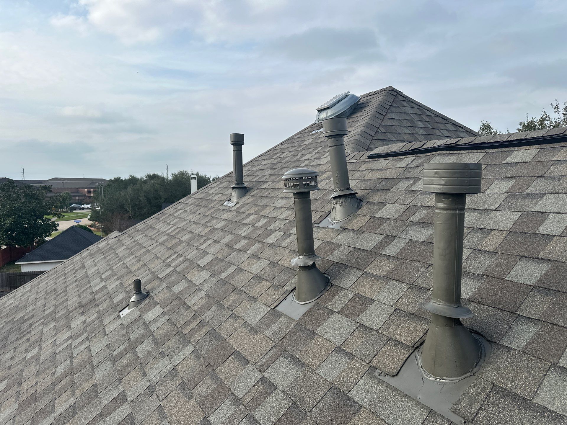 Owens Corning Duration Driftwood by Motion Roofing