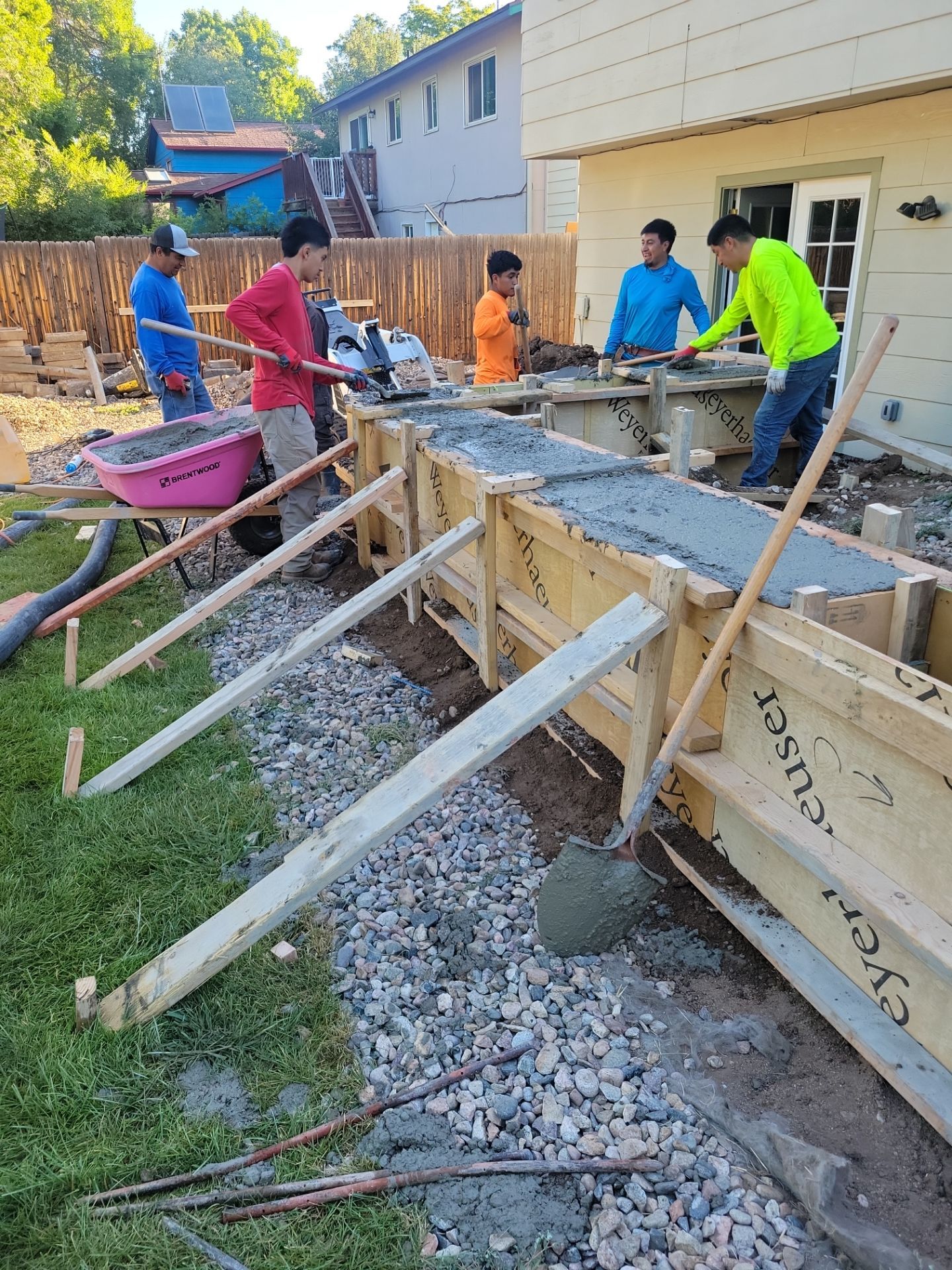 New Concrete Patio and Integrated Retaining Walls in Fort Collins by Center Line Concrete