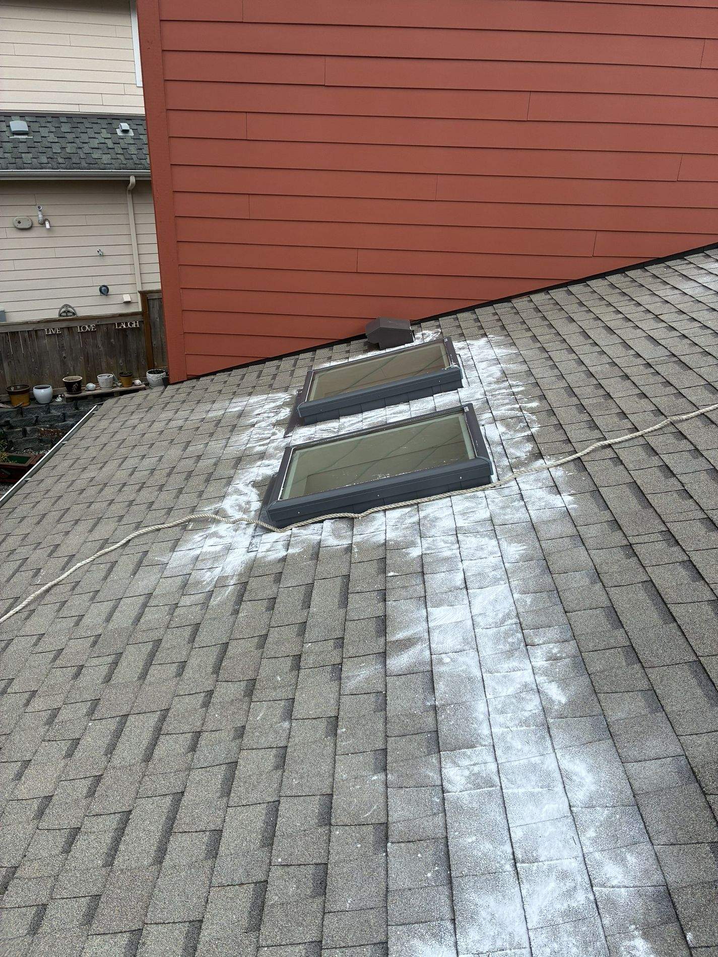 Residential Roof Cleaning in Bemerton, WA by Hanley Construction