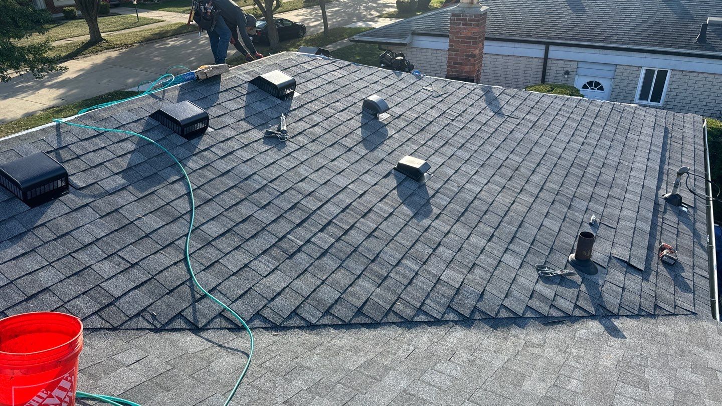Roof Replacement using CertainTeed Landmark by 180 Contractors