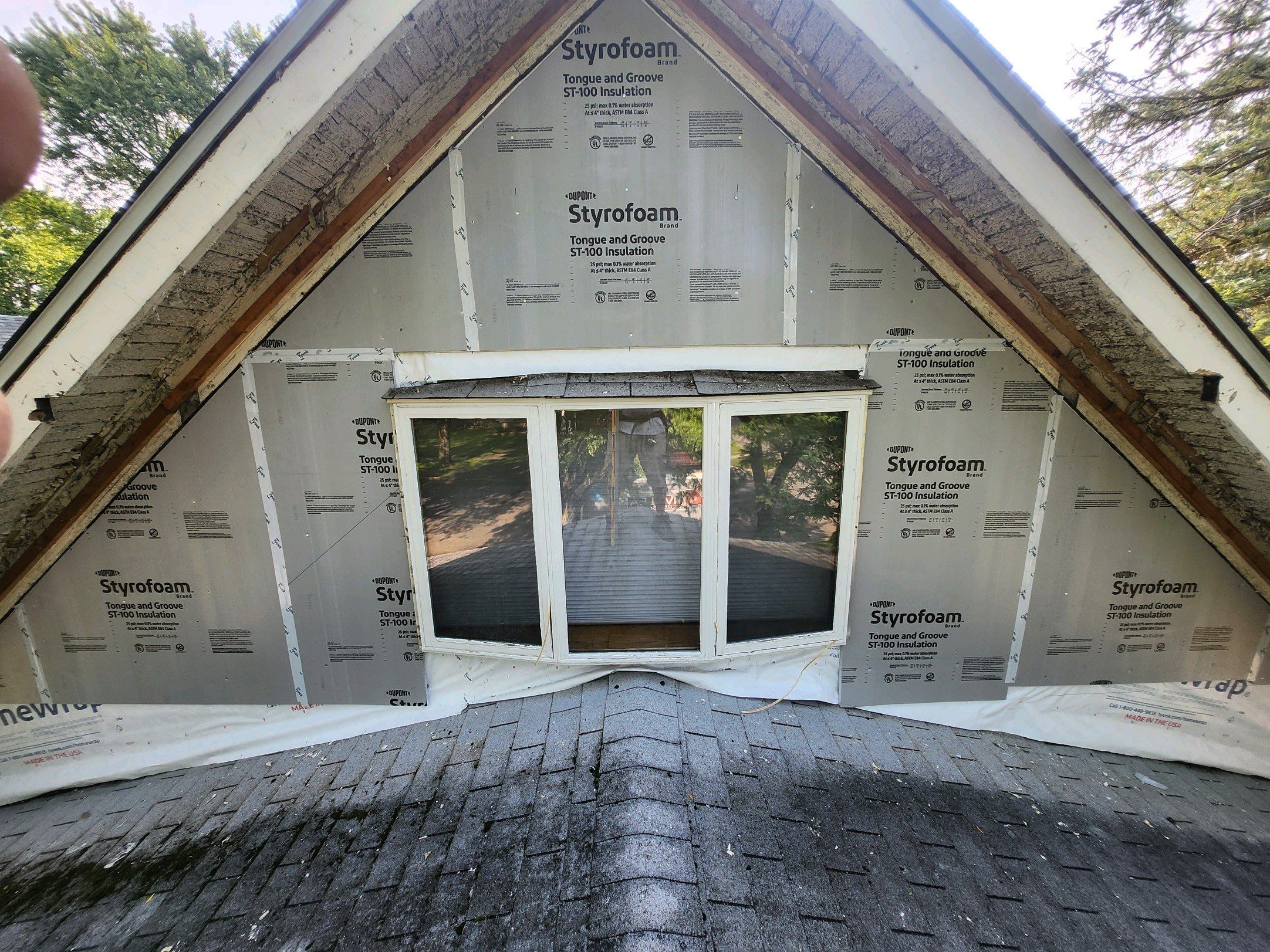 Exterior Siding and Window Replacement by Ivy Lea Construction