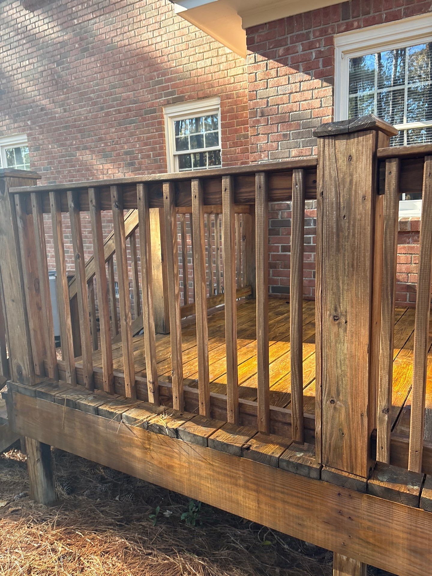 Wood Deck using Wood Sealant by DuraSeal