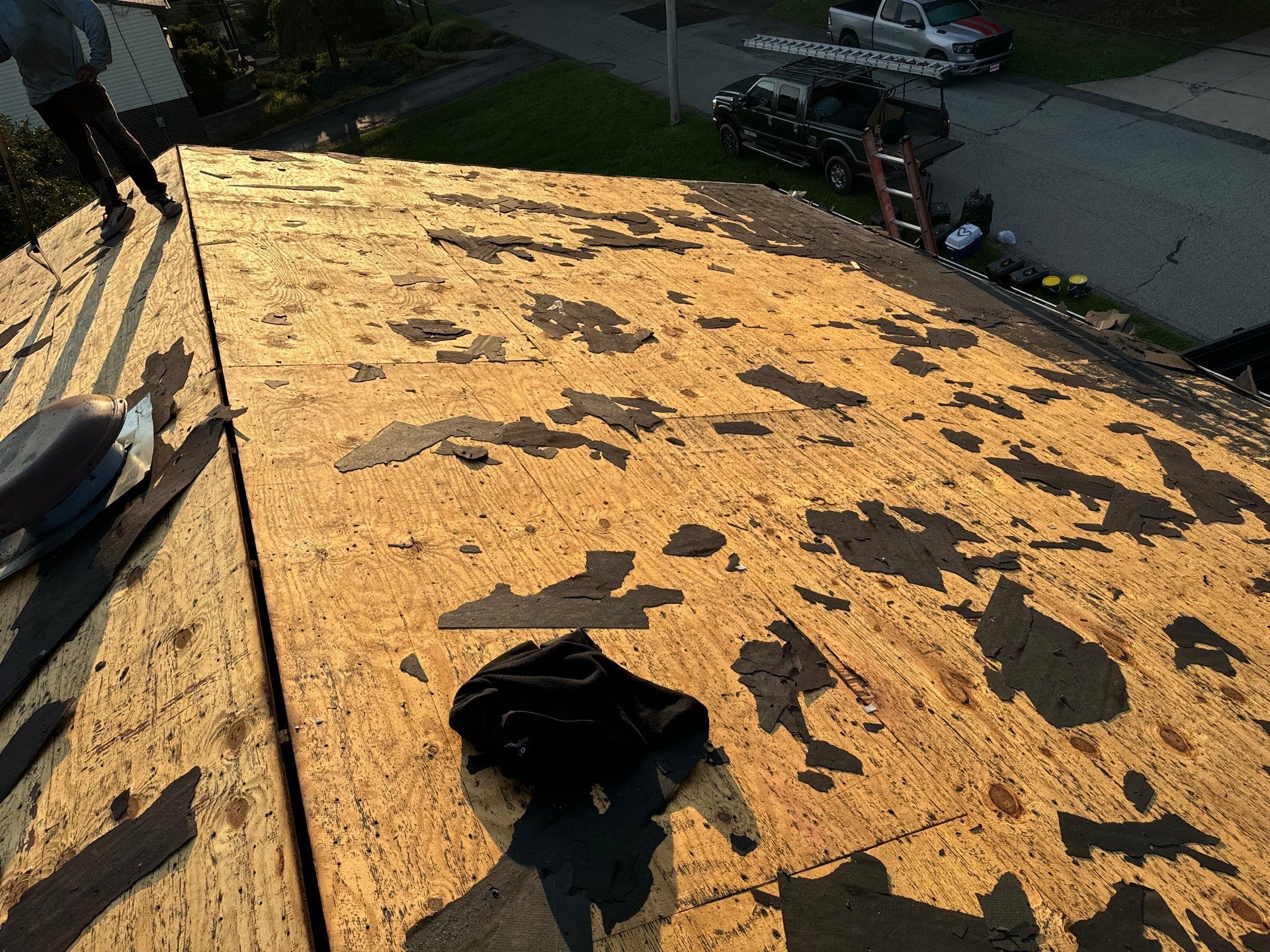 Residential Roofing Installation using GAF HDZ SHINGLES by La Bendicion Contruction Llc