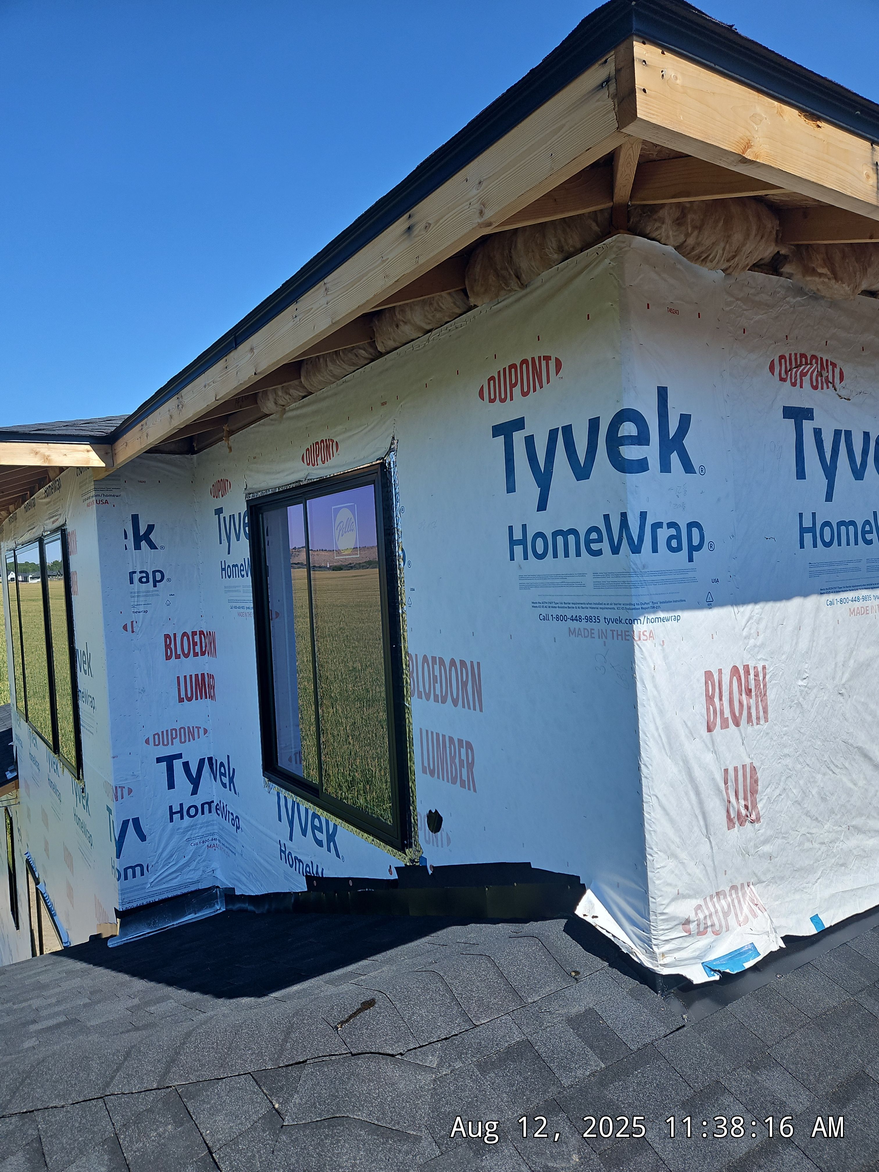 New Construction LP Smartside by Plankwalker Siding & Roofing