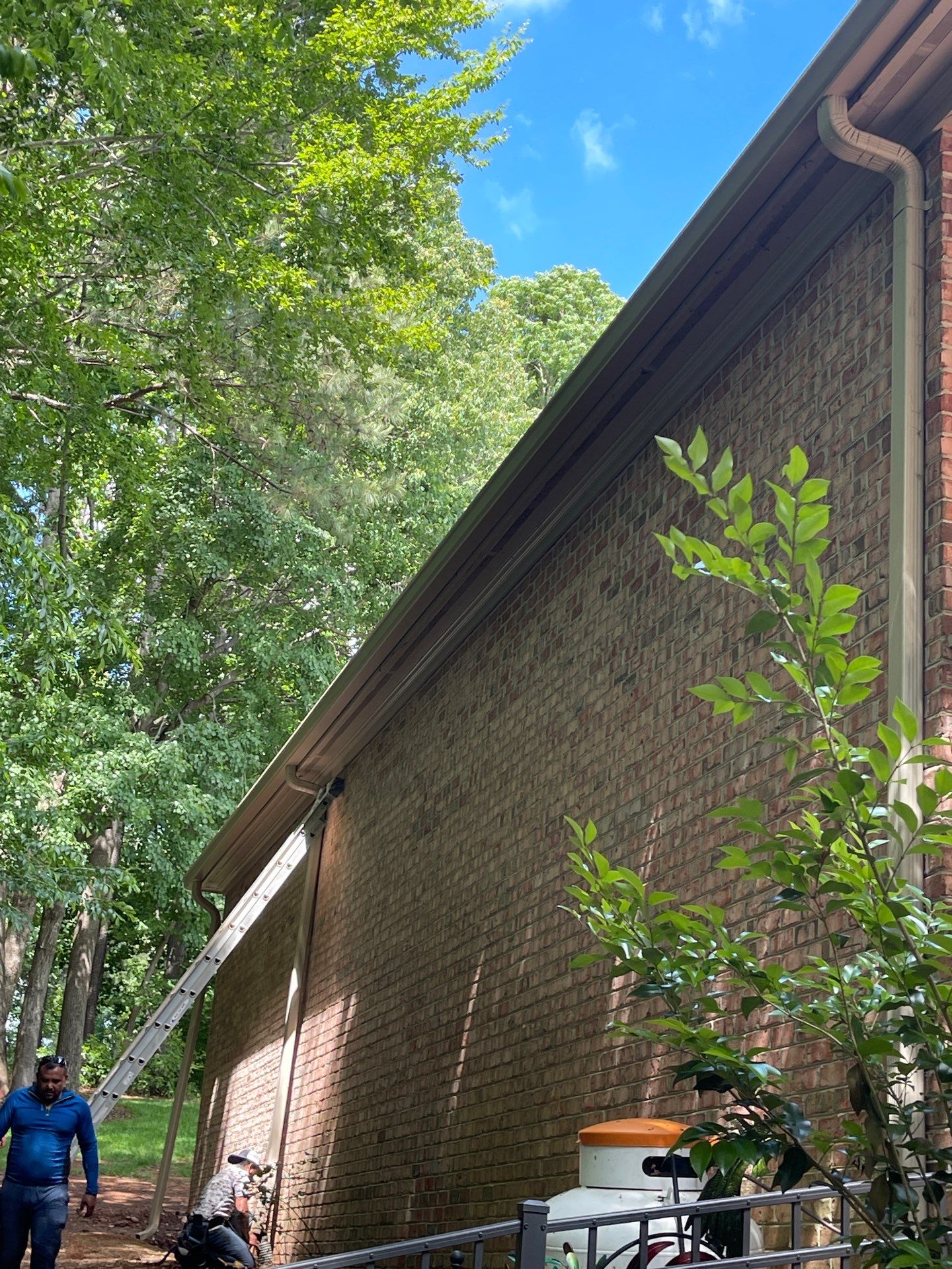Beautiful 6" Seamless Gutter by Peak 2 Peak Services LLC