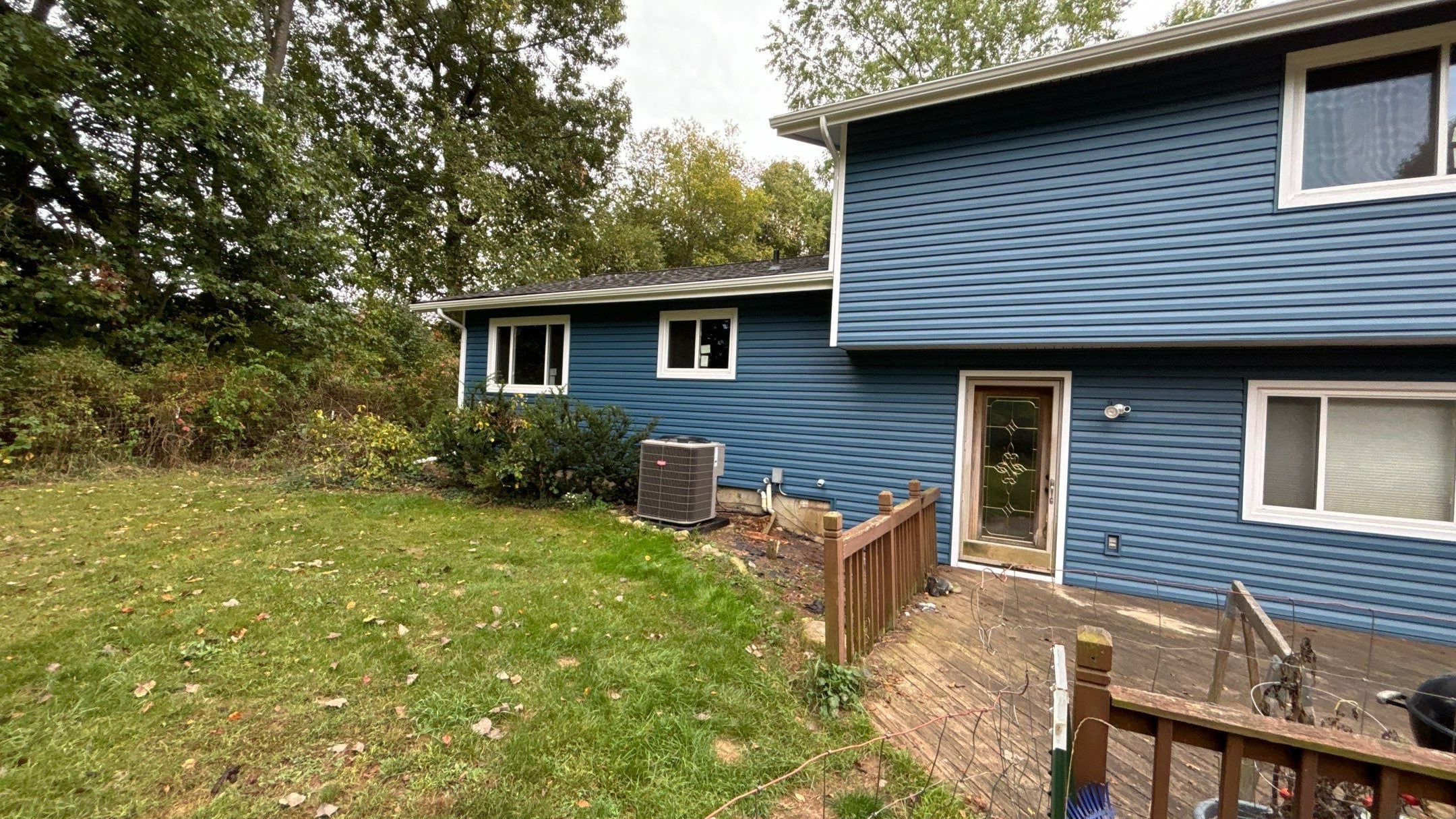 Siding Replacement using Alside D4 1/2" Dutchlap by 180 Contractors