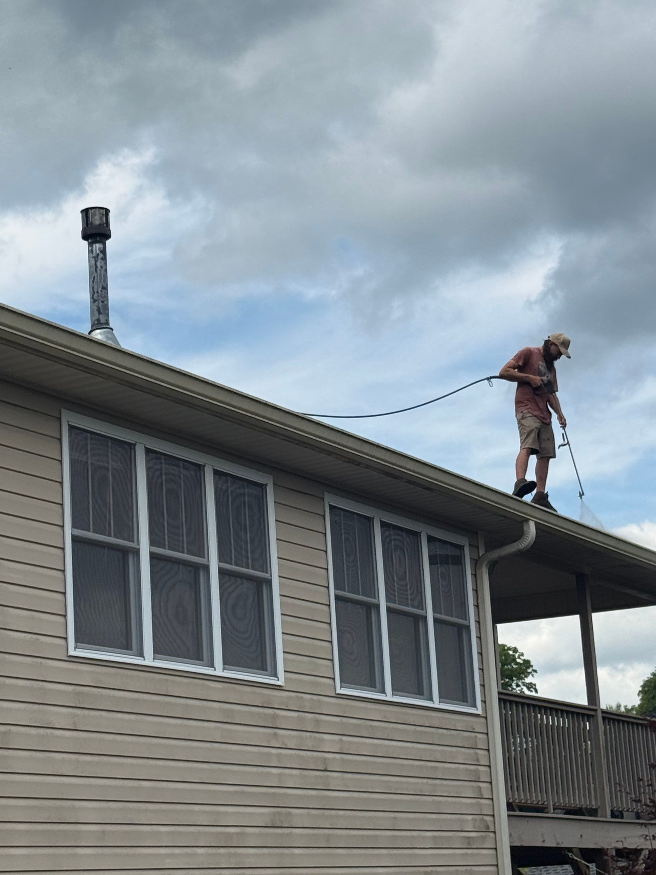 Residential Roof Rejuvenation and Solar Panel Cleaning in Etowah by Bright Home Connections