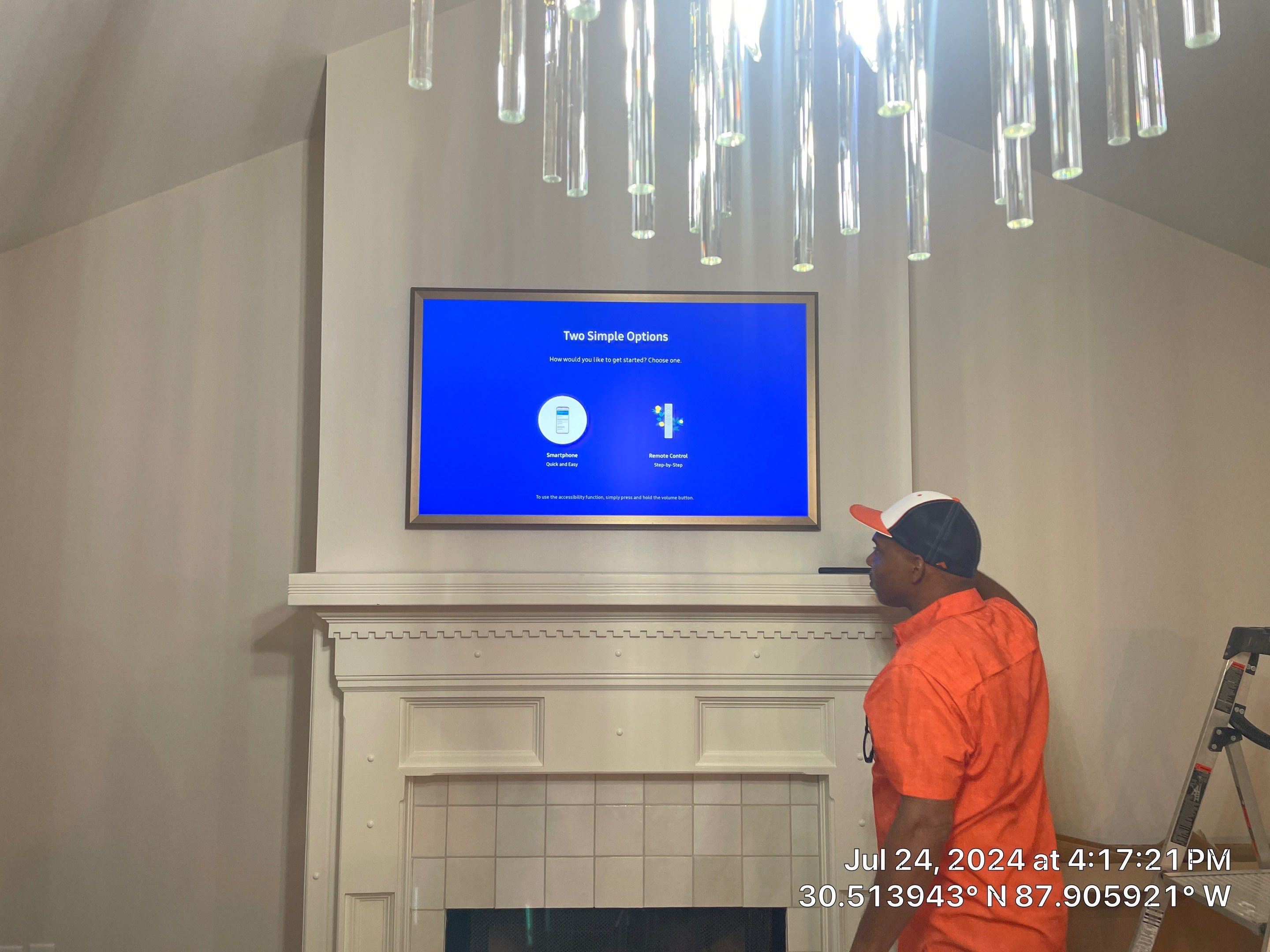 Lifestyle TV & Frame TV Installation Projects by Hangman Mounting & Installation 