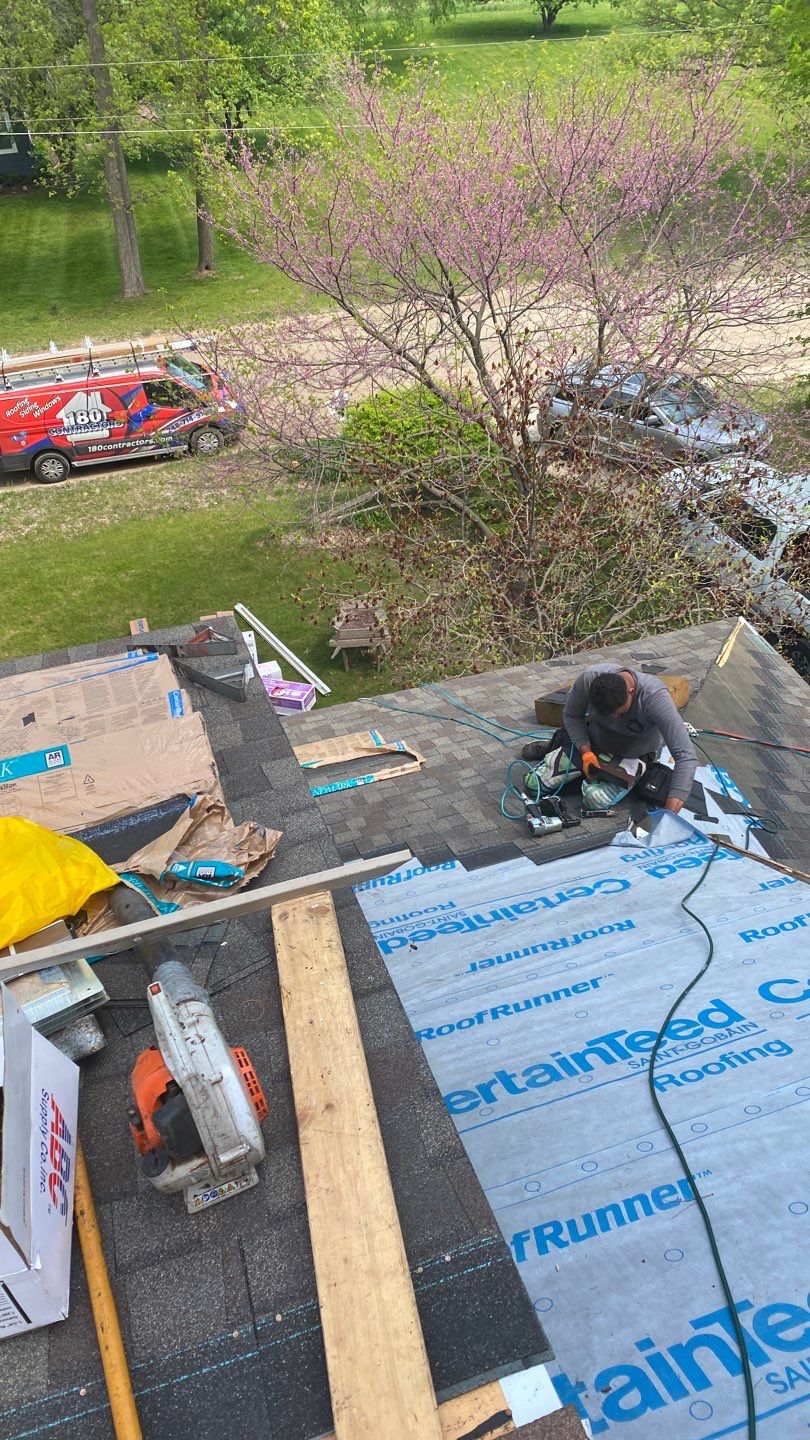 Roof Replacement using CertainTeed Landmark by 180 Contractors