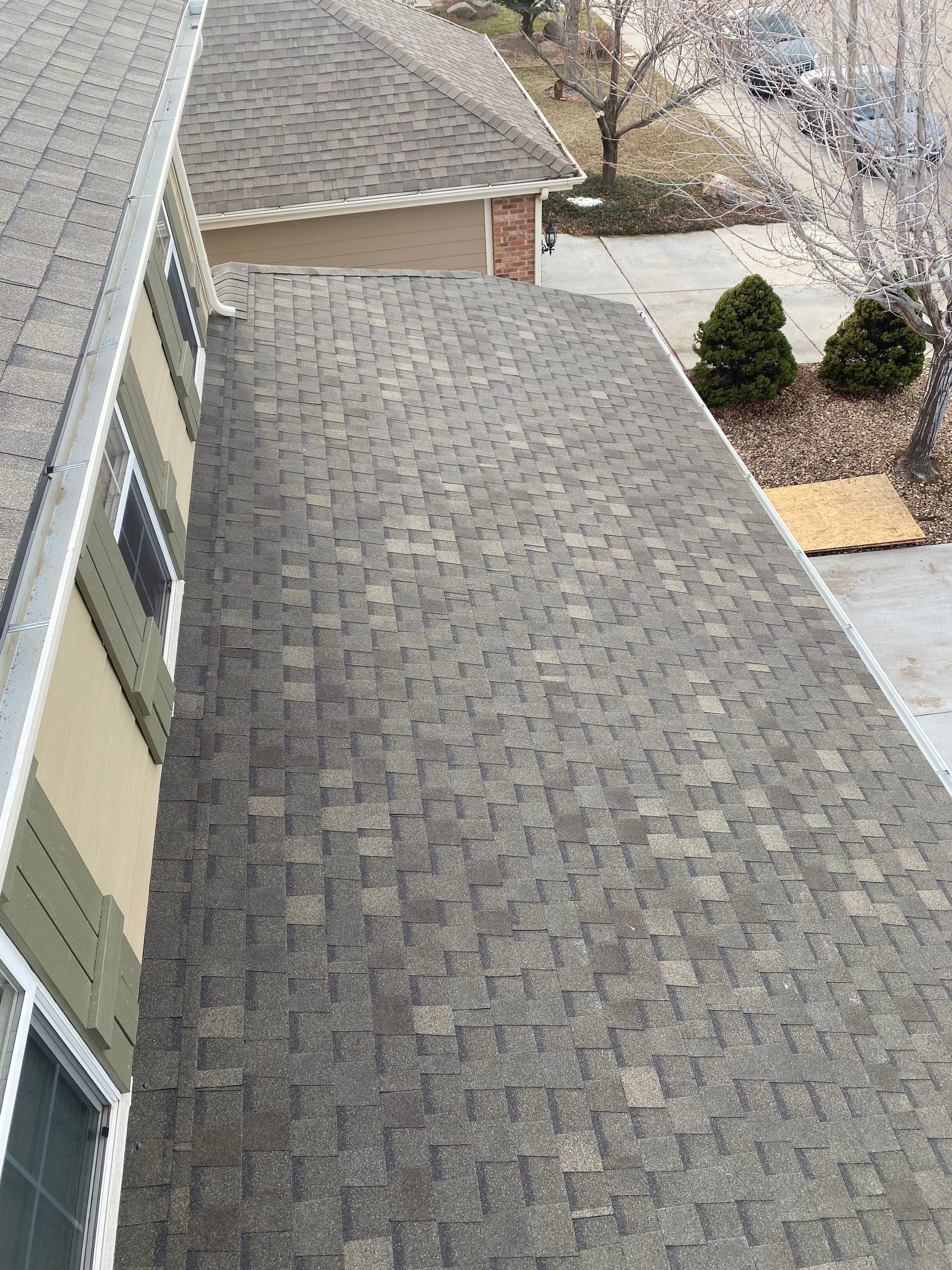 Resdiental Hail Damage Roof Replacement using Atlas Pinnacle Class 4 Impact Resistant "Weathered Wood" color by Black Belt Roofing