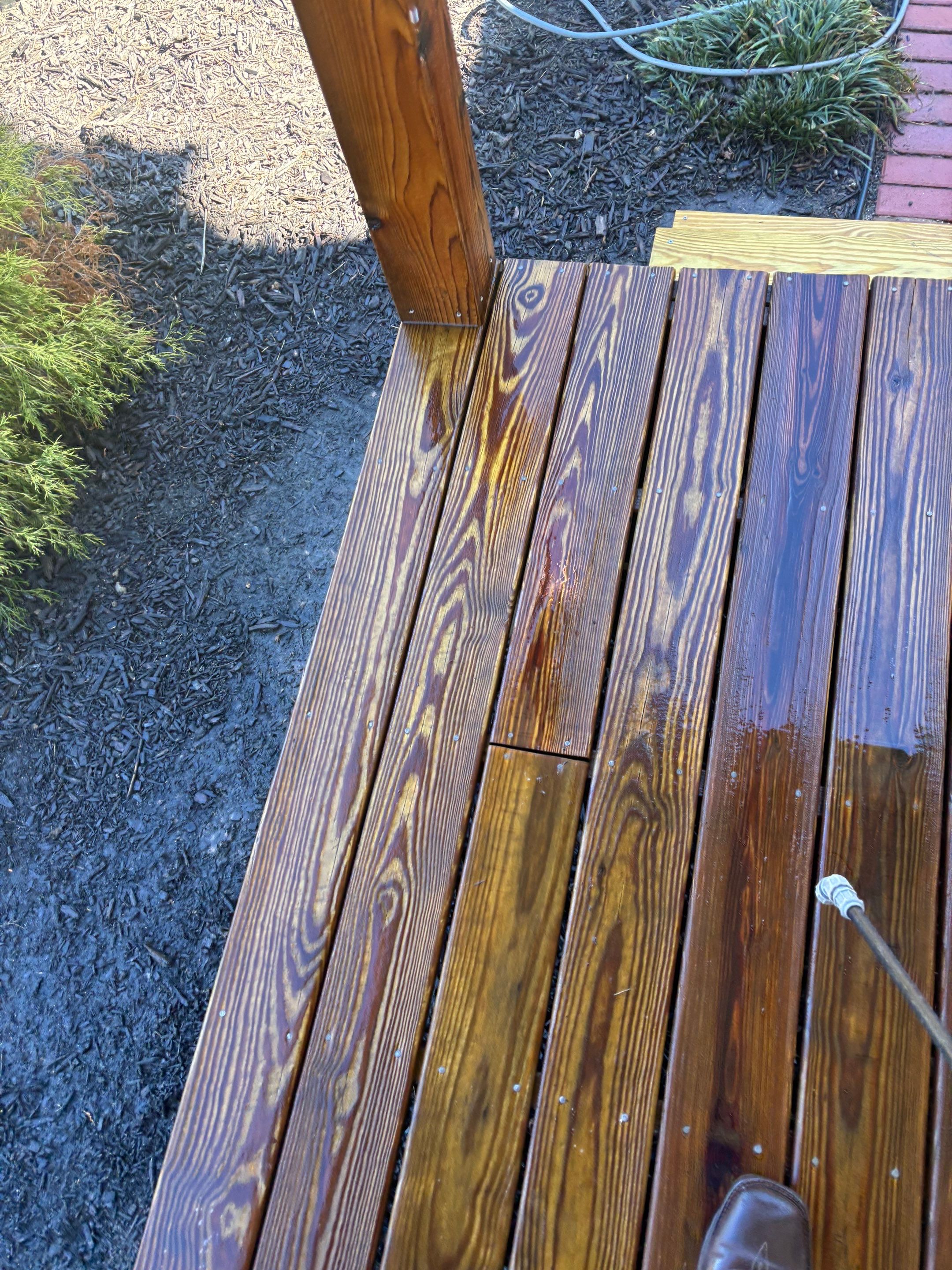 Wood Deck using Wood Sealant by DuraSeal