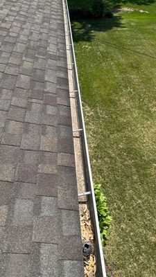 Turtle Shell gutter protection installation in Naperville, IL 60540, photograph 9