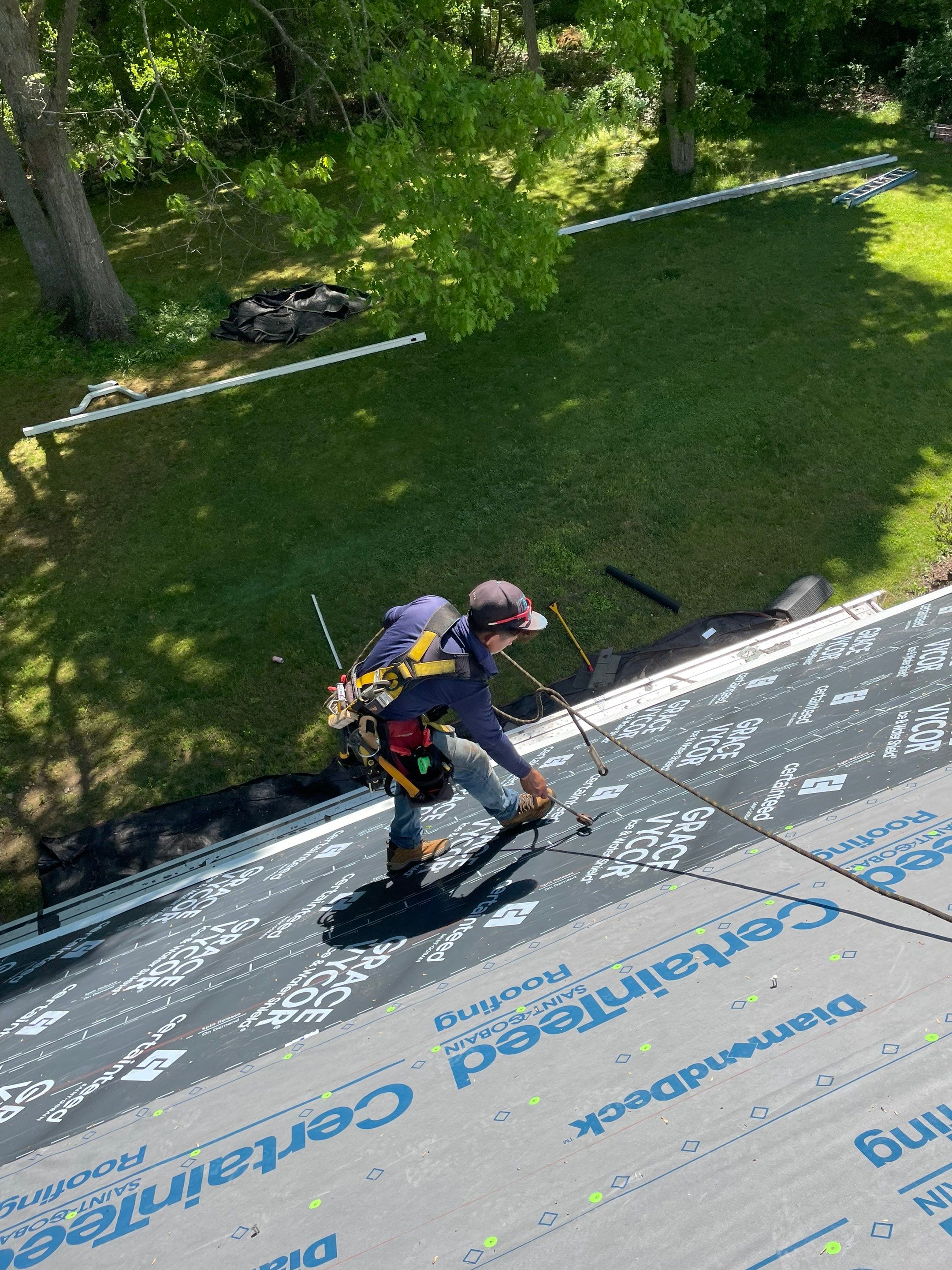 Beautiful new roof by DiGiorgi! by DiGiorgi Roofing and Siding Inc