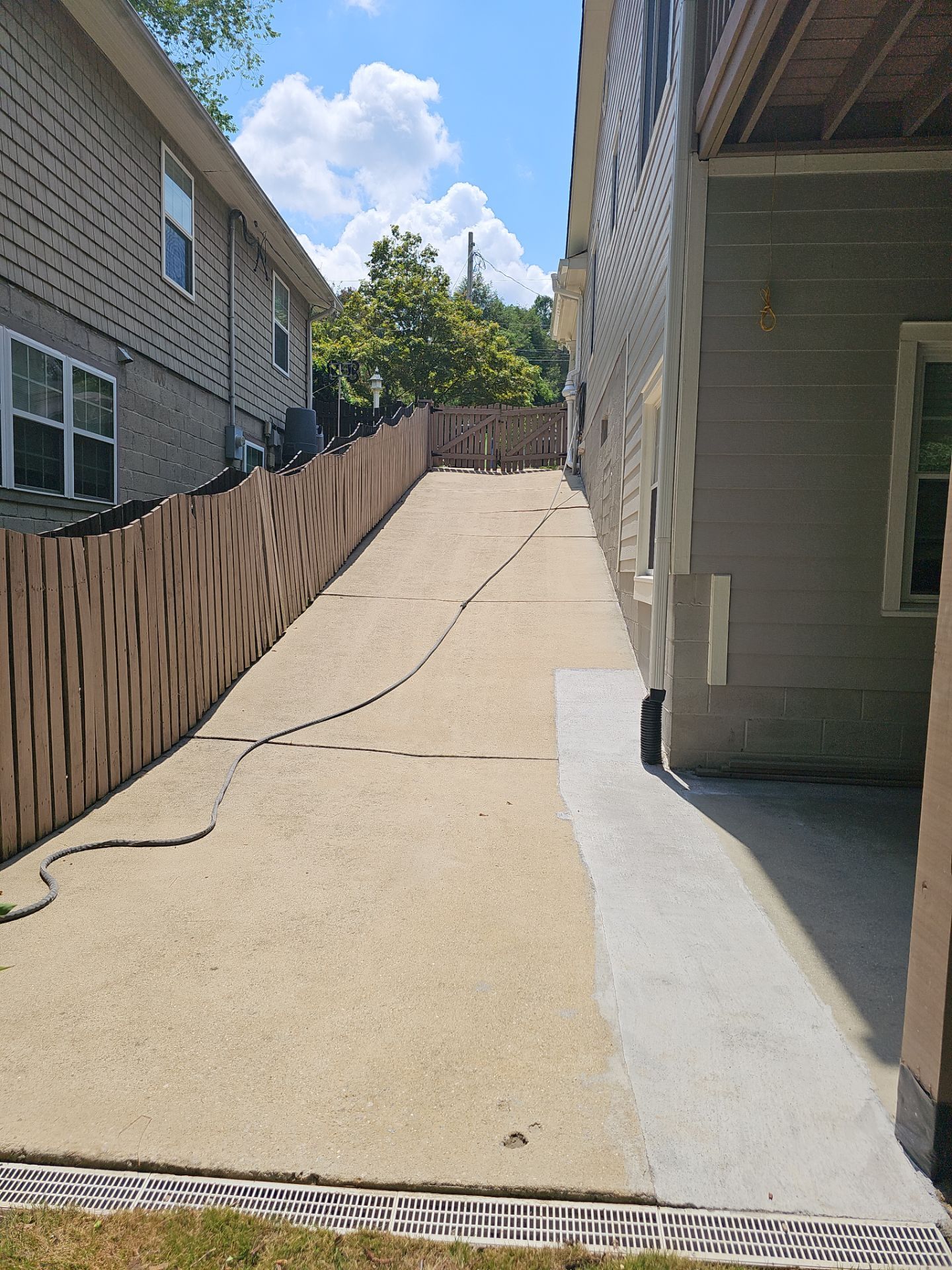 Exterior Painting, Deck Repair & Pressure Washing – Residential by Billy Weatherspoon Contractor