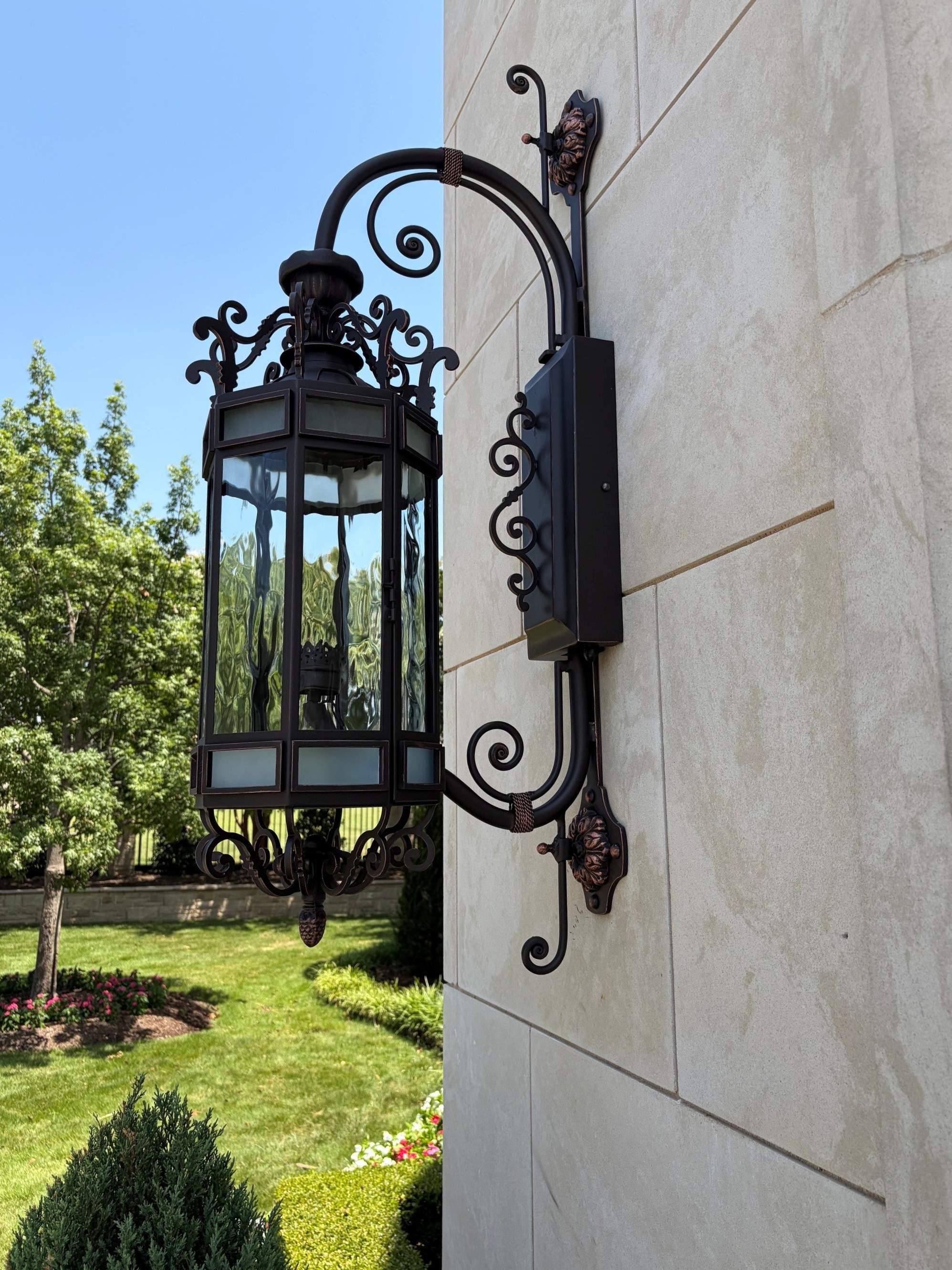 Custom Outdoor Lighting Installation for Southlake Residential Estate by Solara Custom Living