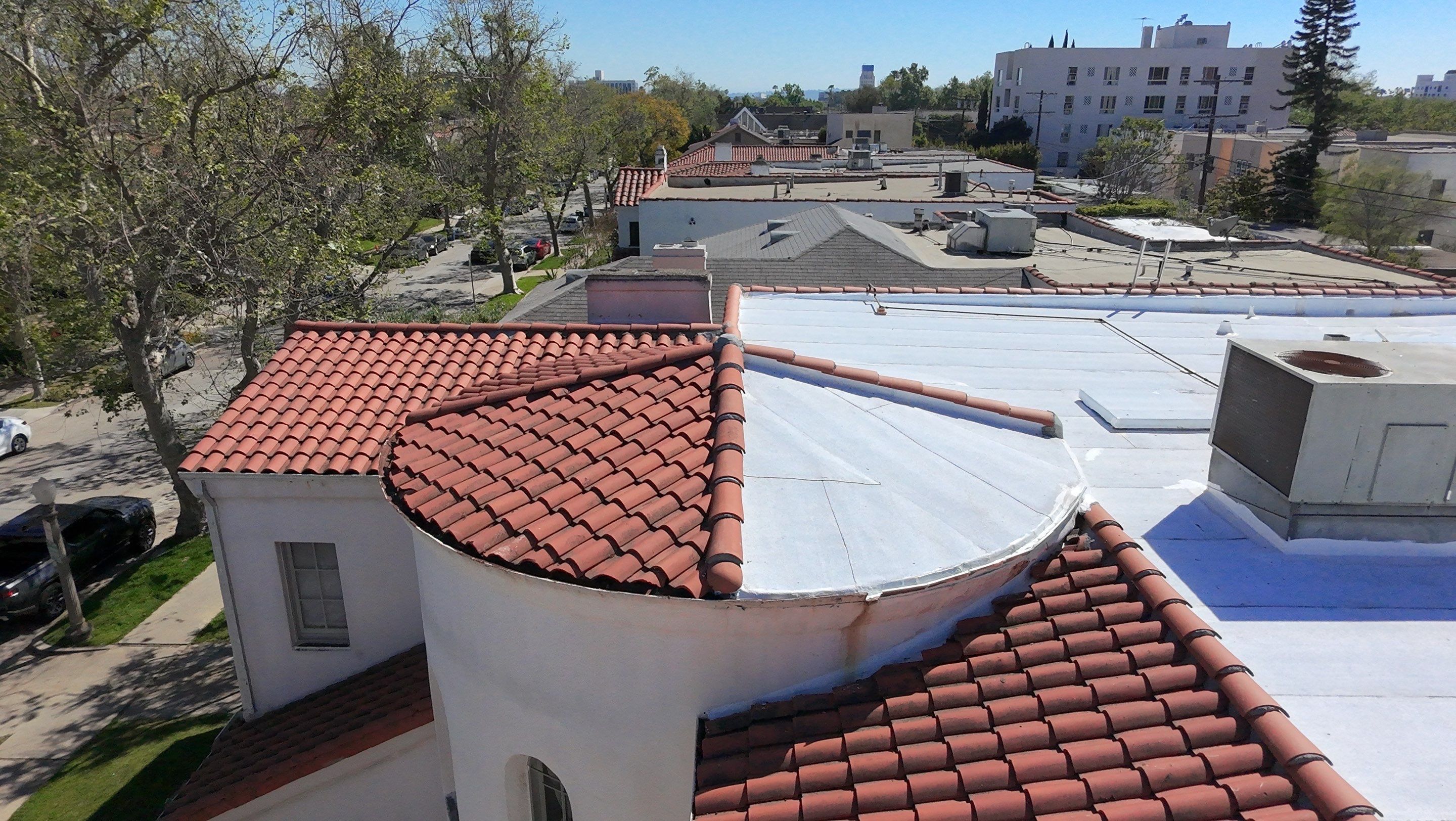New Roof! Apartment Building in L.A.  by Hull Brothers Roofing