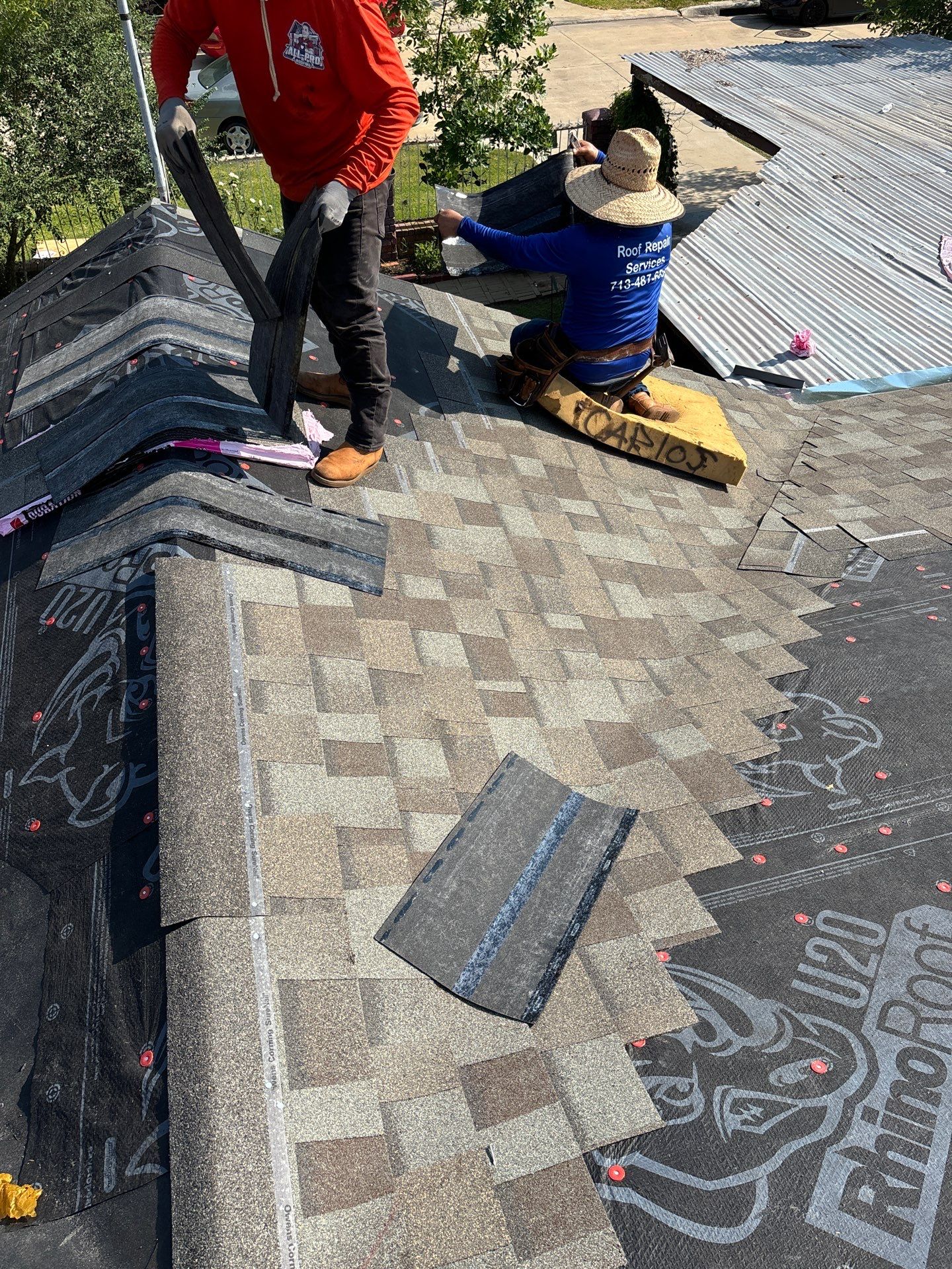 Residential Roofing Installation using Owen's Corning Duration (Lifetime) Shingles by Roof Repair Company