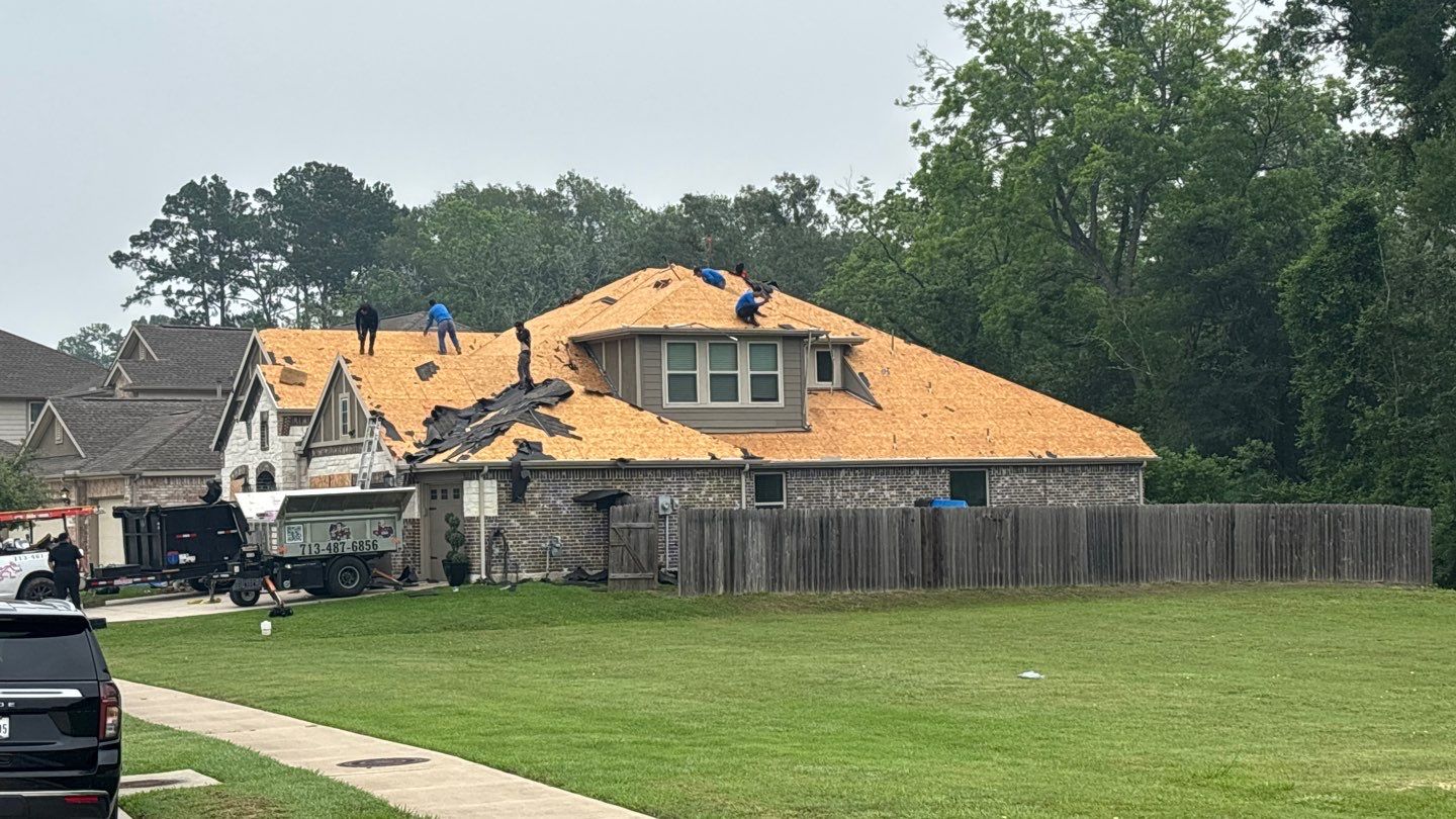 Residential Roofing Installation using Owen's Corning Duration (Lifetime) Shingles by Roof Repair Company