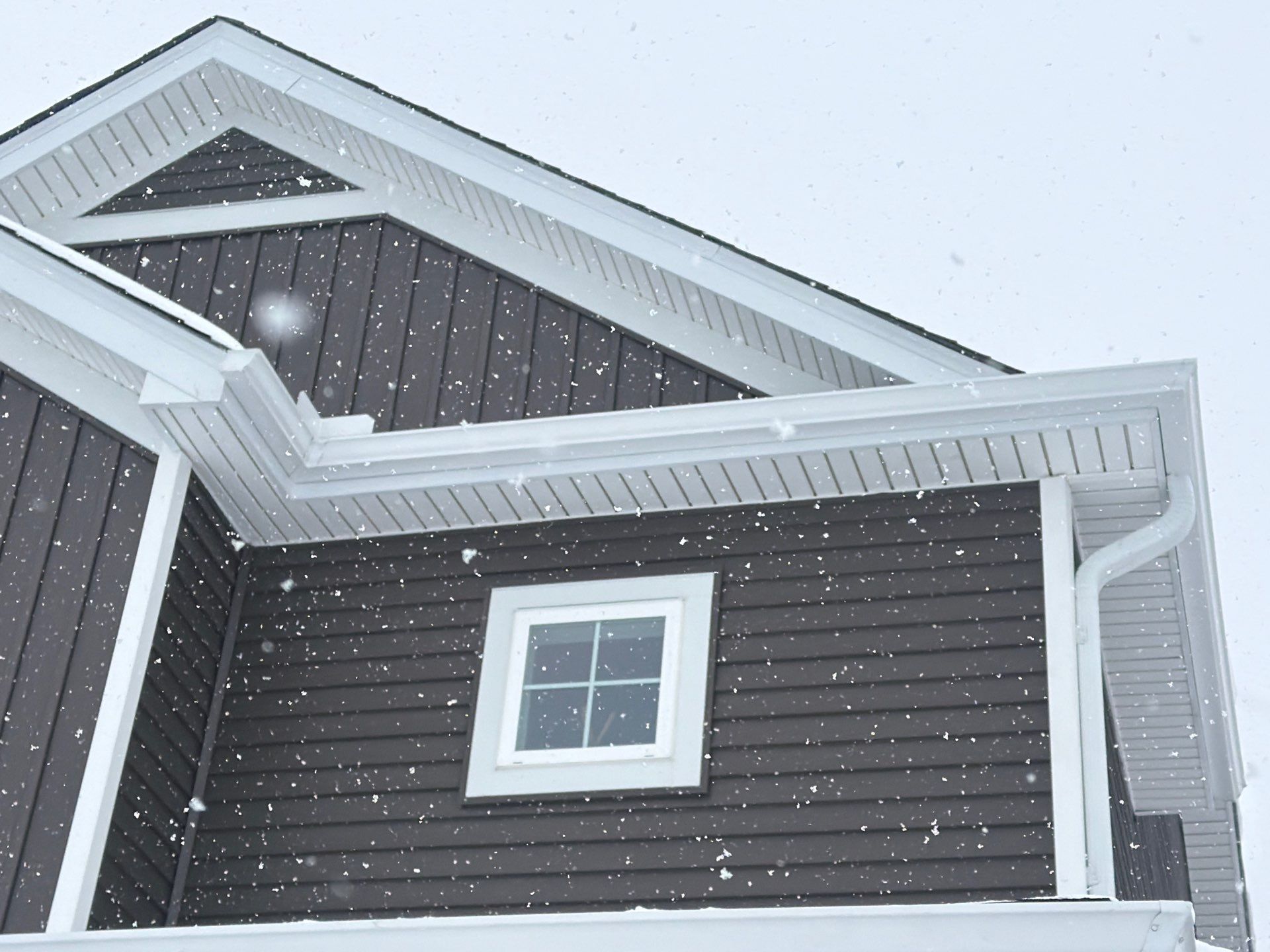 5-Inch Seamless Gutter Installation – St. Michael, MN by Next Level Seamless Gutters / Exteriors Inc.