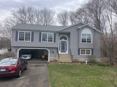 Update your home using Cert. Monogram D/4 x 16'8" Clapboard, Granite Gray