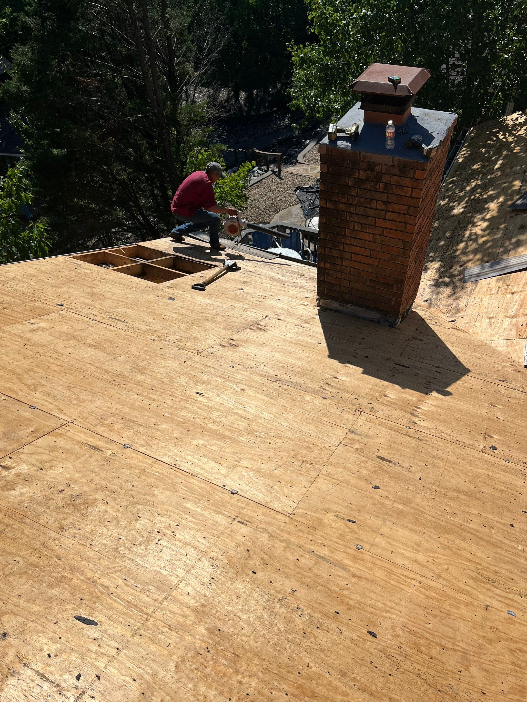 Architectural Shingle Roof Replacement and Skylight Installation in Hot Springs Village by Temple Roofing and Exteriors