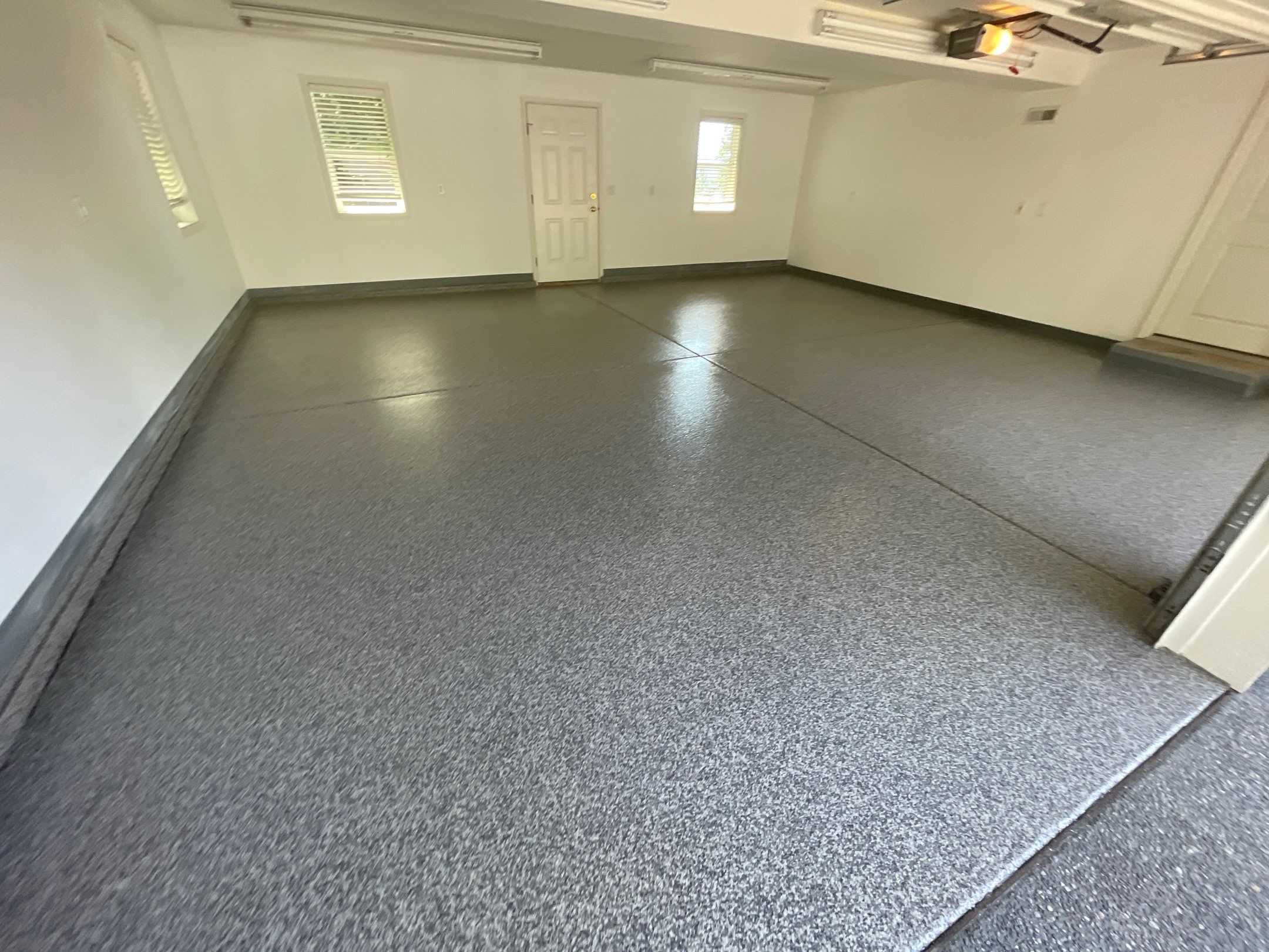Garage Transformation using Echo 1/4" Chip by Croc Coatings, LLC