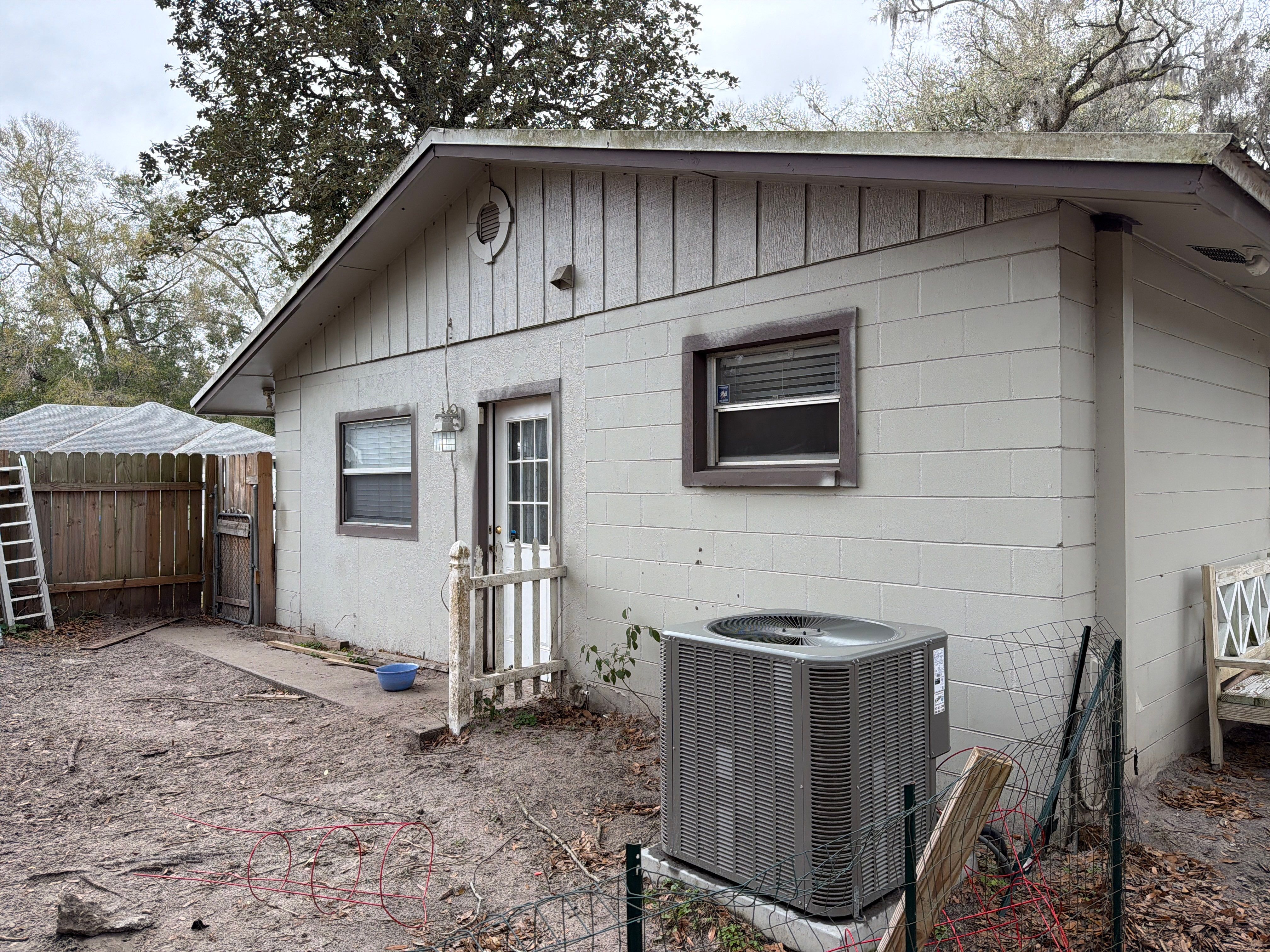 High Springs Residential Window Replacement with White Vinyl Windows by Windows & Doors Store