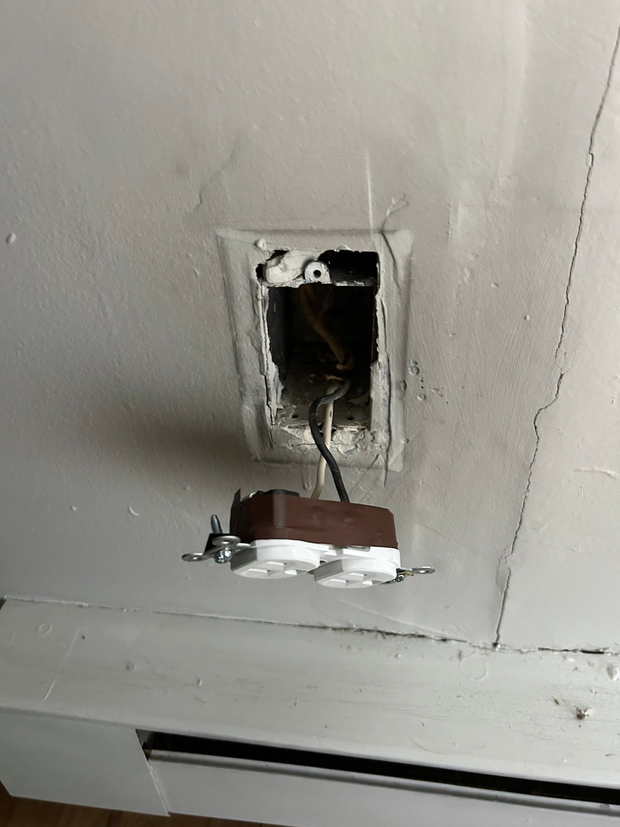 Outlet Replacement by Staybright Electric