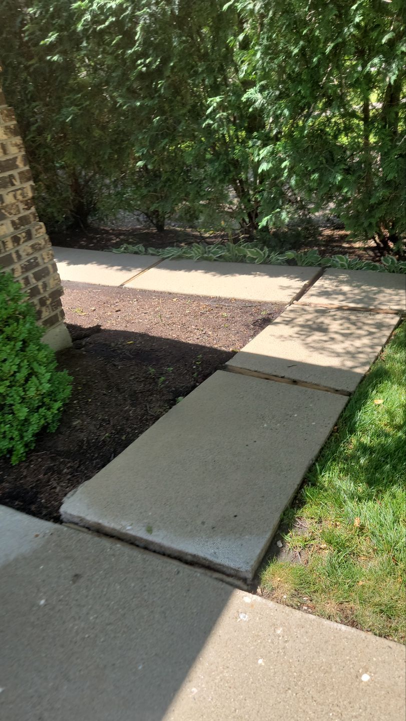 Brick paver clean, sand and seal.  using Surebond SB-1300 by Northern Power Washing LLC.