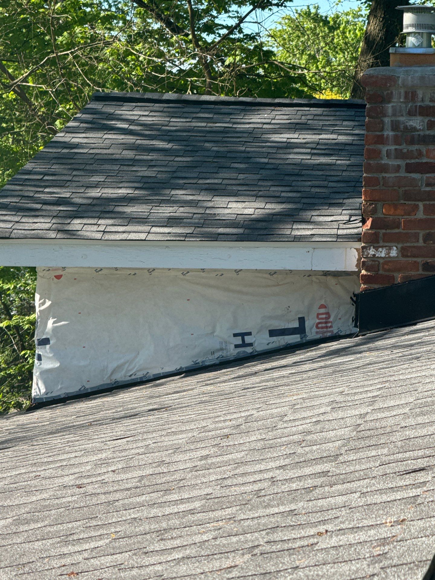 Roof Replacement using CertainTeed Landmark by 180 Contractors