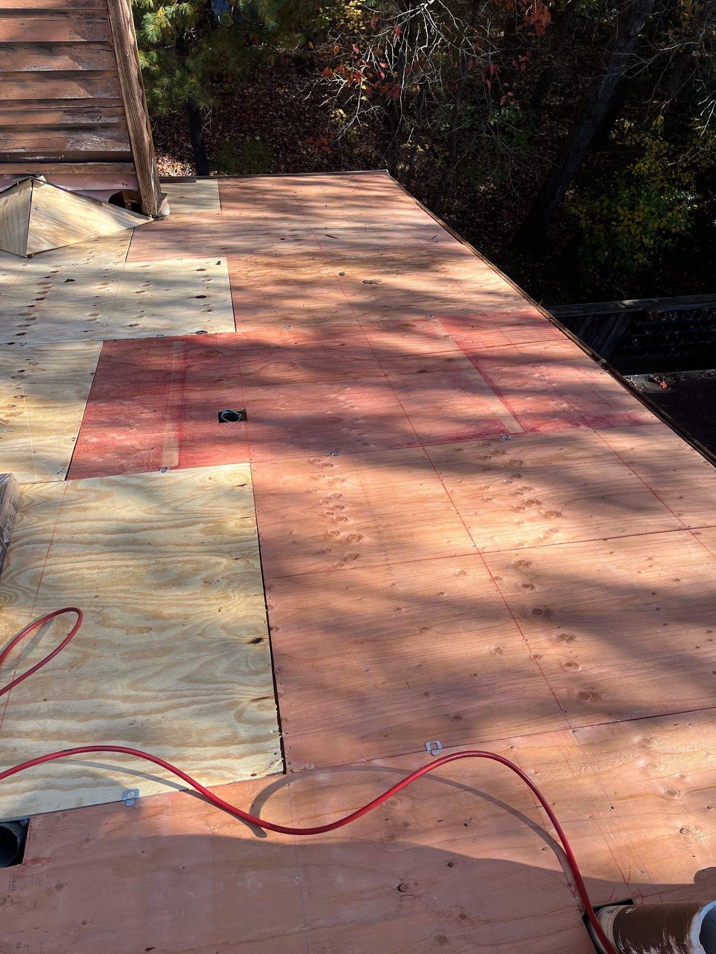 Reston: Residential Roof Replacement with CertainTeed Landmark Pro Designer Shingles in Max Def Red Oak by RM Banning, Inc.