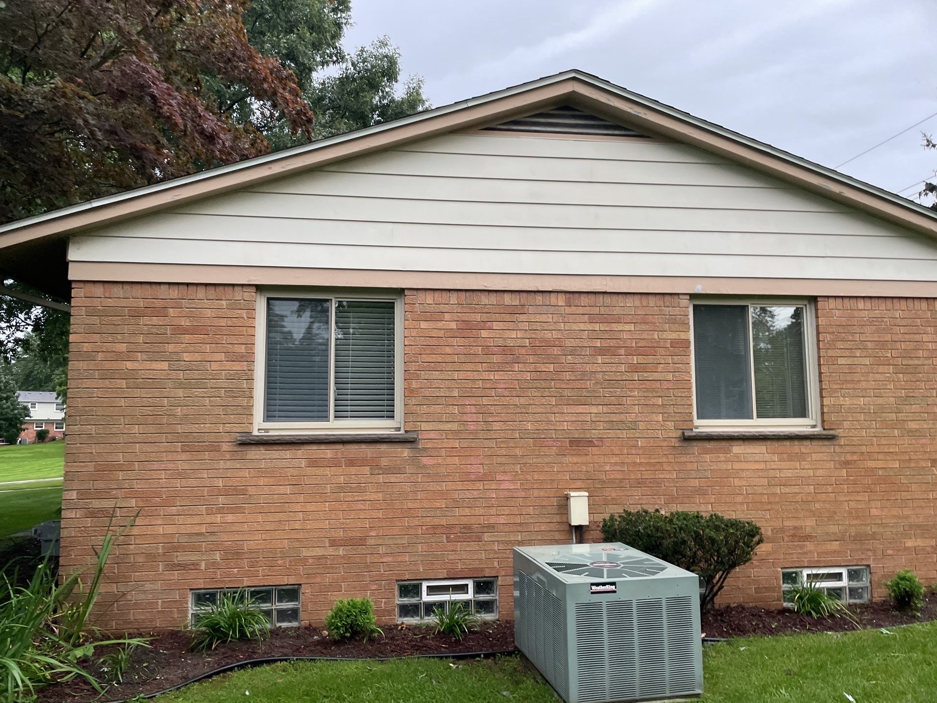 Roof Replacement using CertainTeed Landmark by 180 Contractors