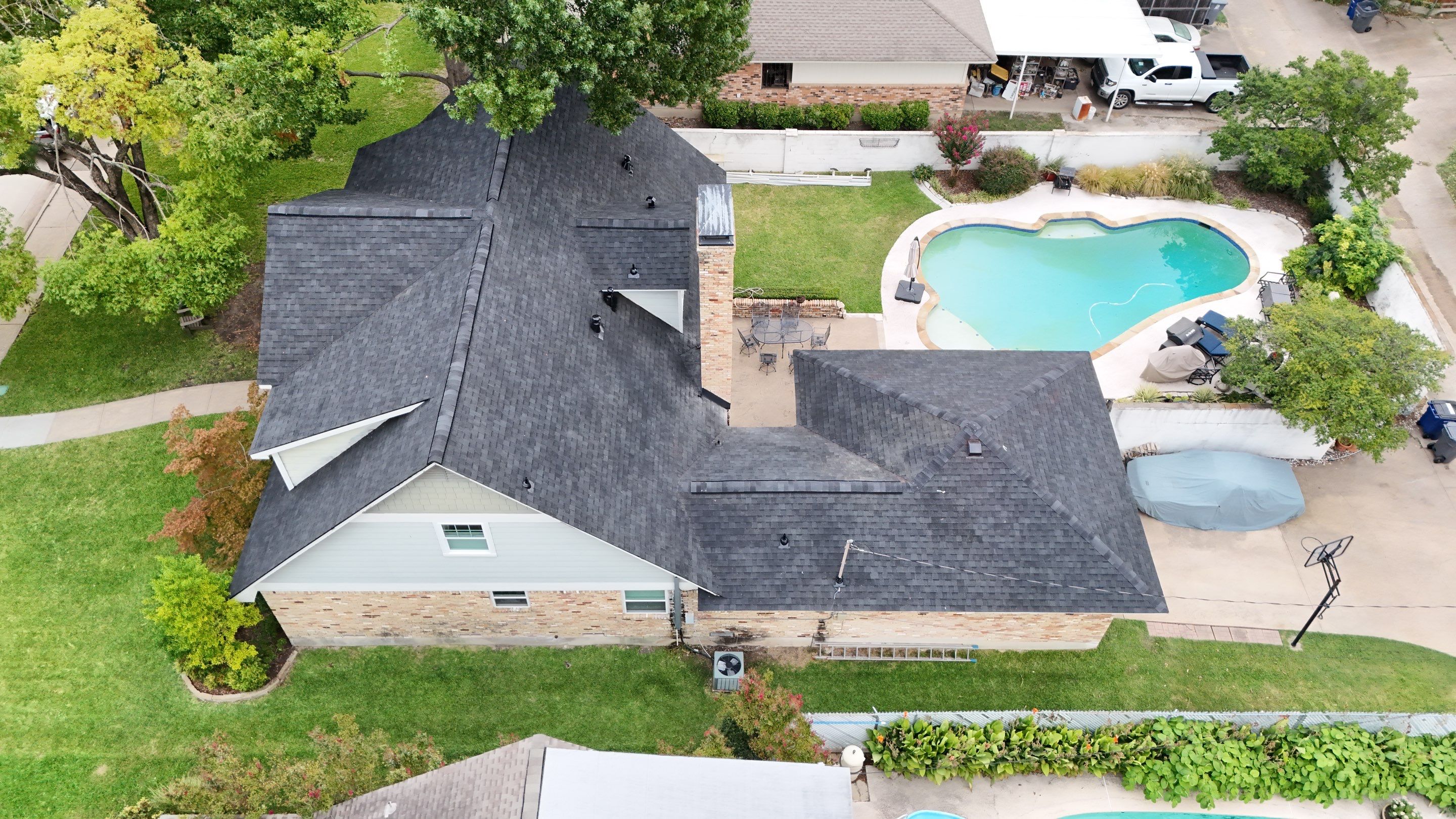 Project in Dallas by Armor Roofing | Exteriors