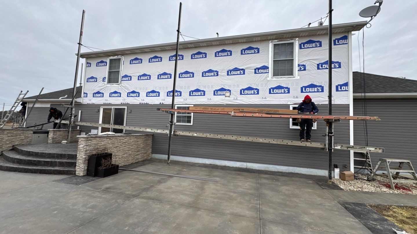 Siding Installation using Alside Coventry D4DL by Nitro Roofing and Construction