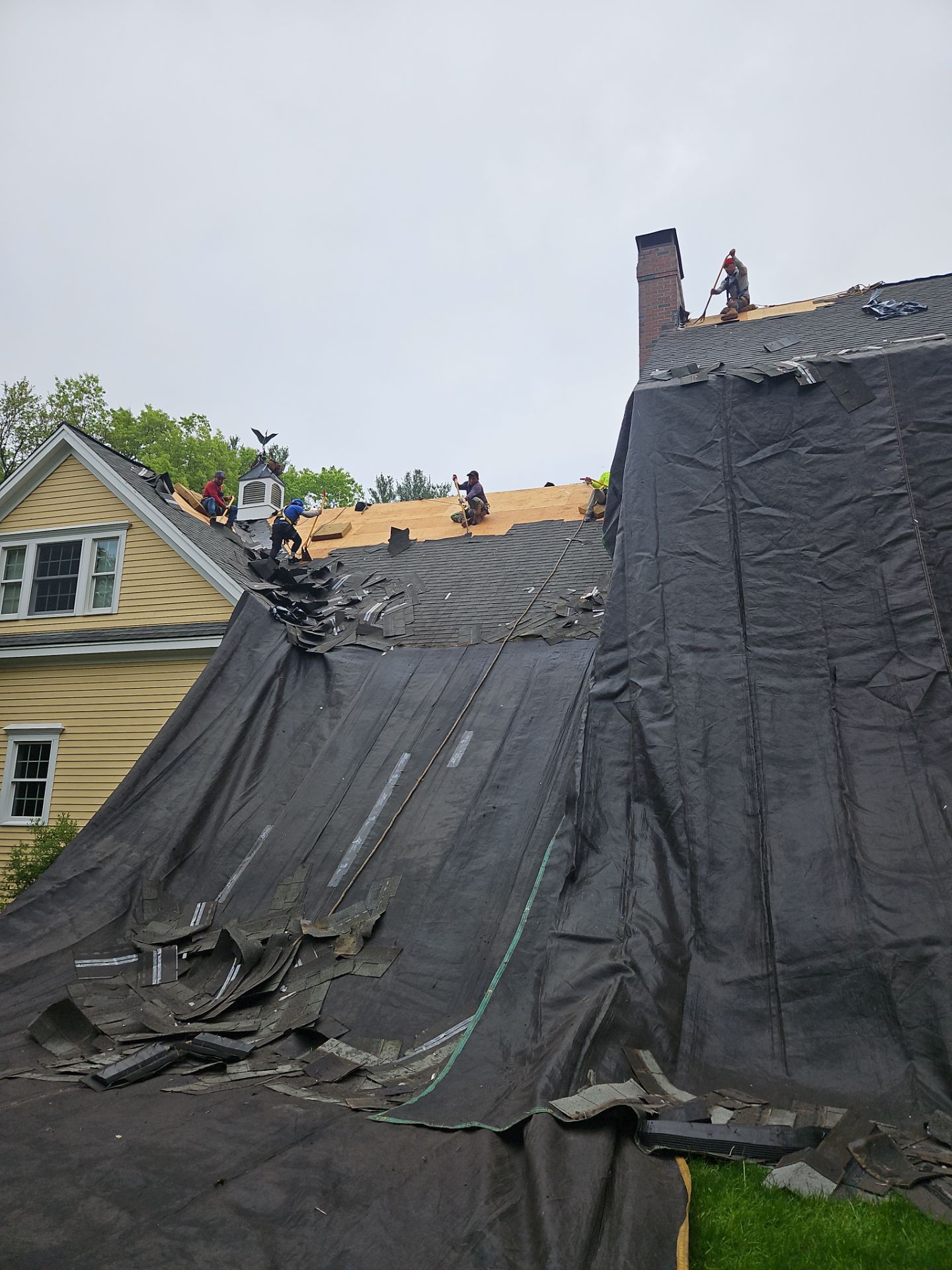 Roof Replacement with Owens Corning Shingles and Copper Flashing by Mighty Dog Roofing of Greater Middlesex County