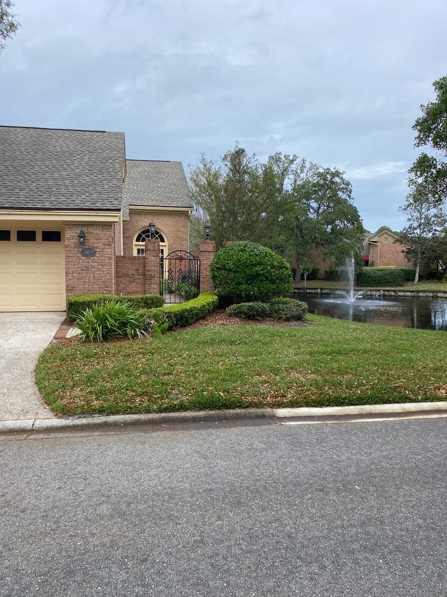 Deerwood Pointe | Tree Removal & Pine Straw Installation by ProGreen Services