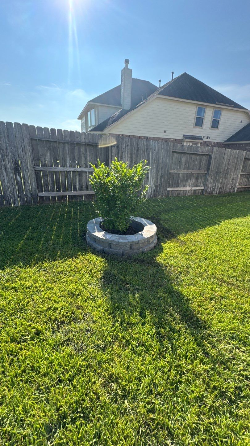 🌿 Mr. Ken’s Front Yard Flower Bed Enhancement by Texas Urban Elements