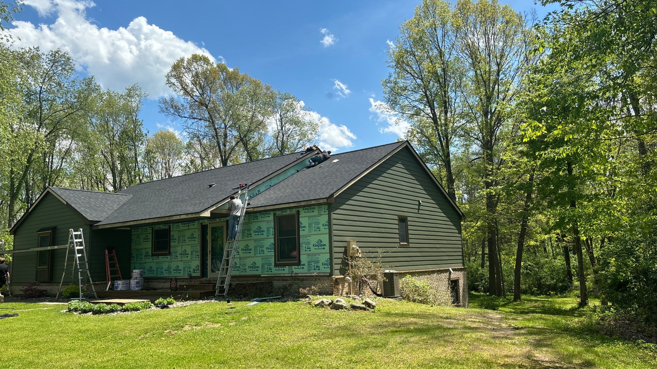 Siding Replacement using Alside S7 Cedar Mill Grain Composite by 180 Contractors