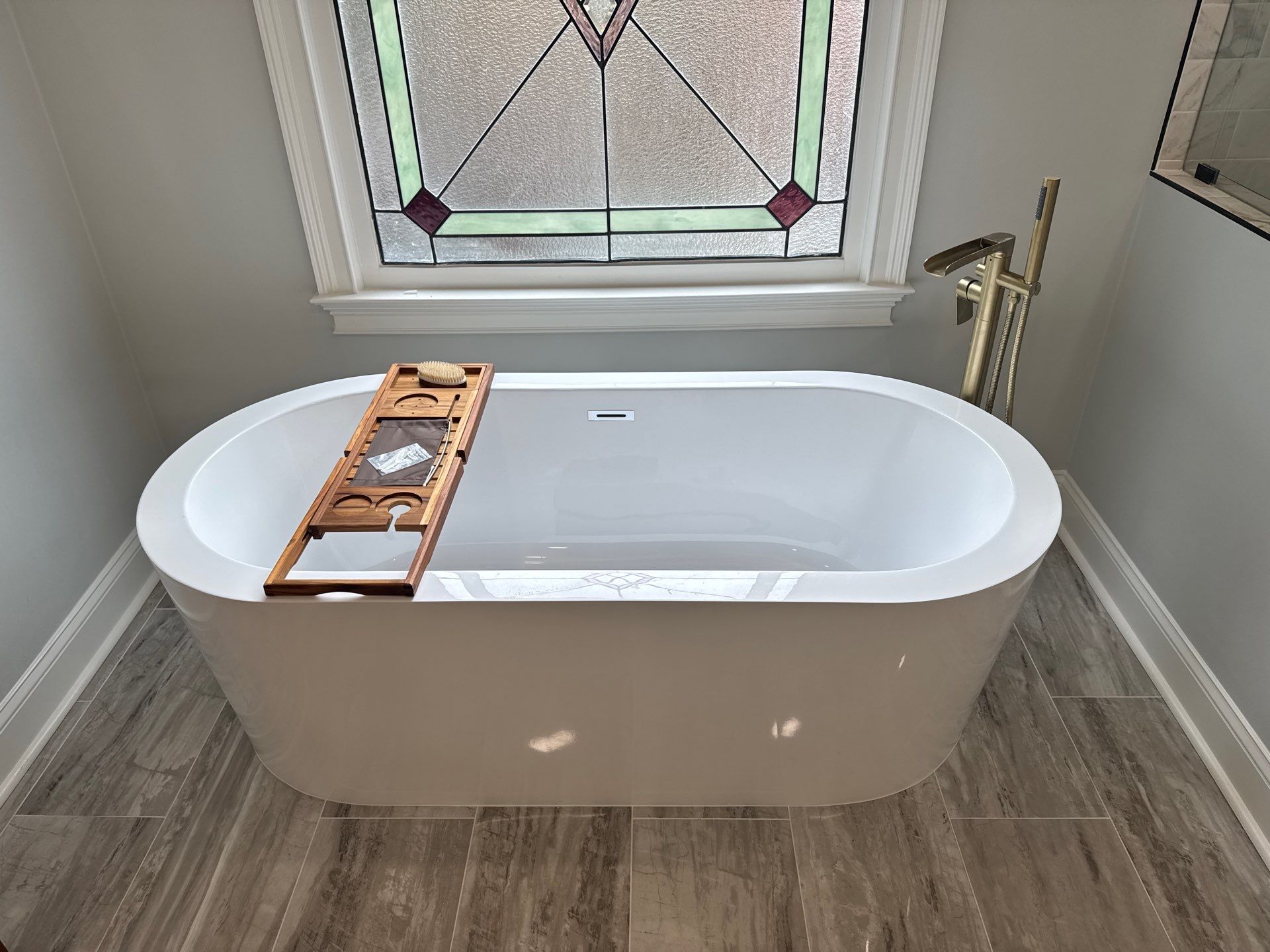 Master bathroom renovation by Prudencio
