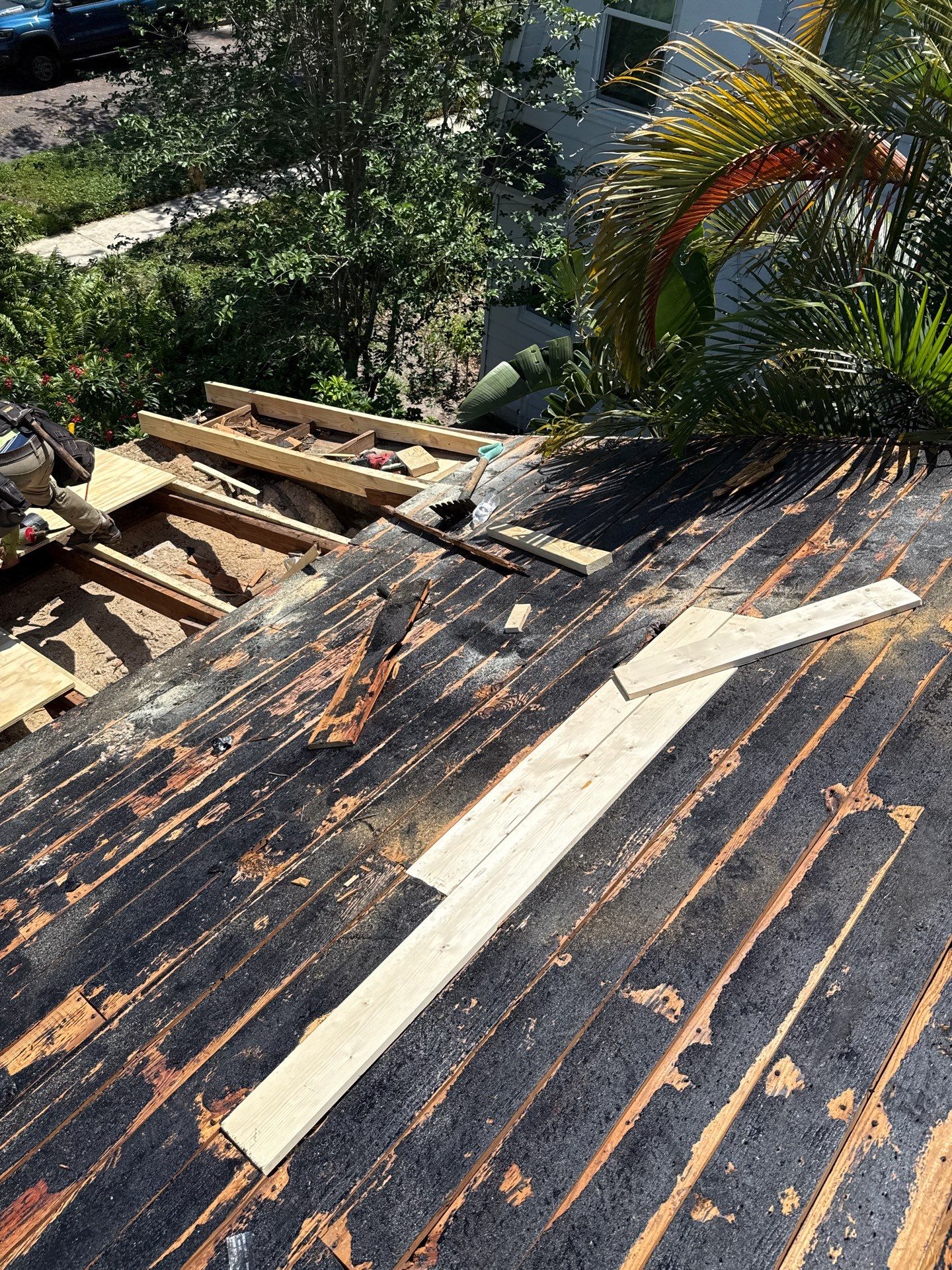 Project in St. Petersburg 33704 by Mitchell Roofing Company LLC 