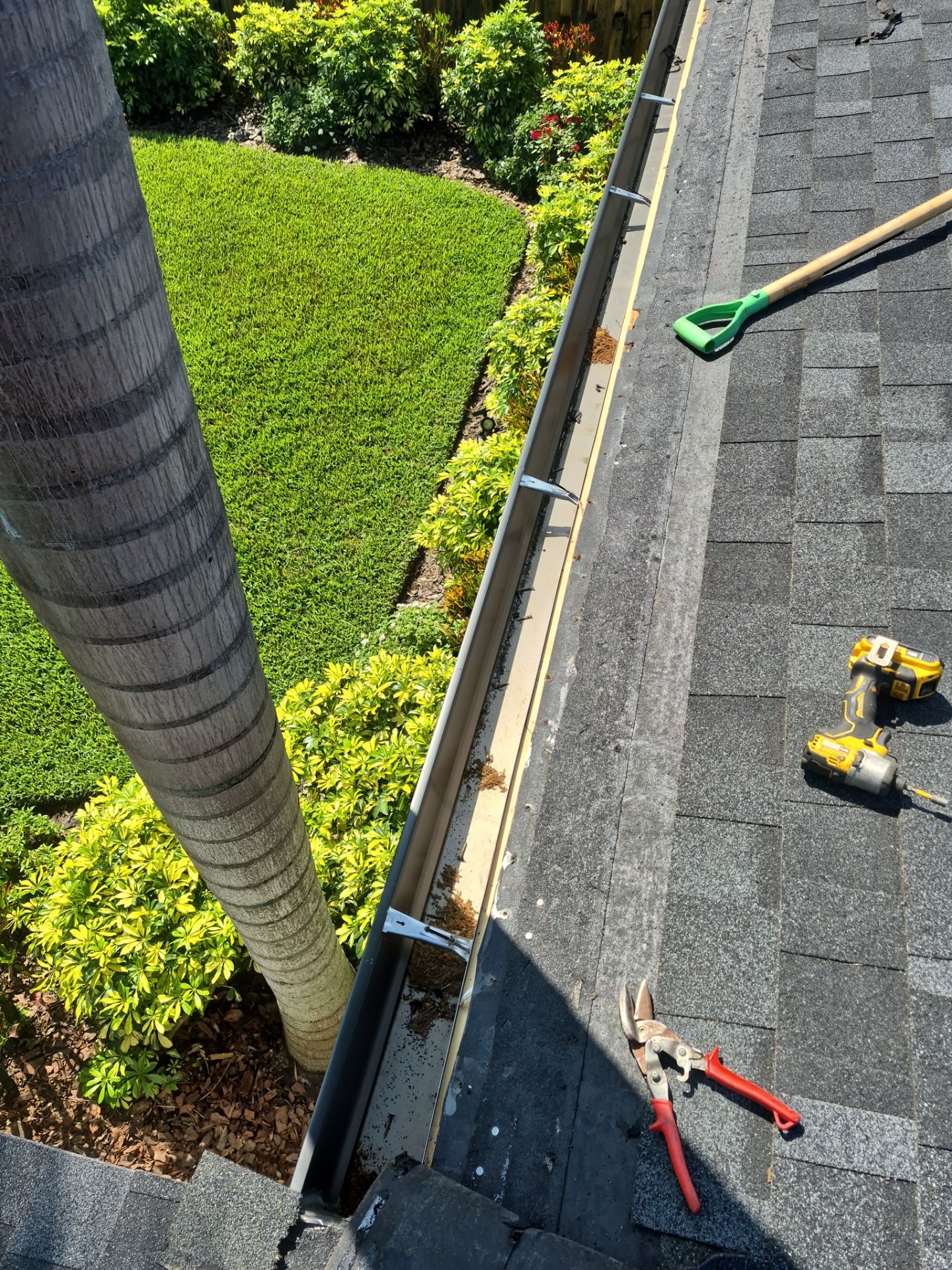 Project in St. Petersburg 33710 by Mitchell Roofing Company LLC 