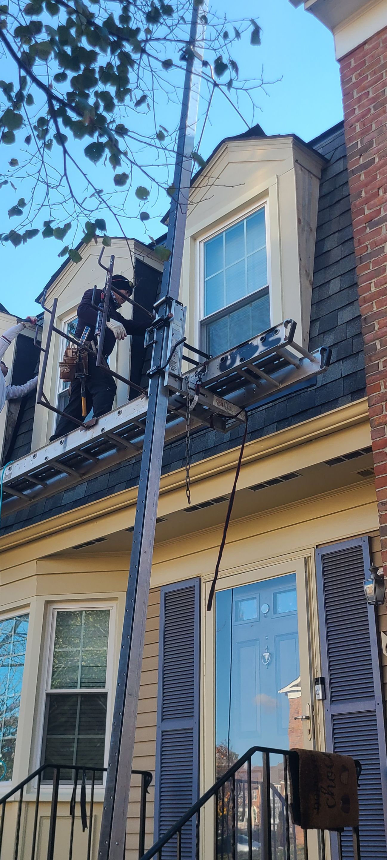 Alexandria: Residential Roof Replacement with CertainTeed Landmark Pro in Max Def Georgetown Gray by RM Banning, Inc.