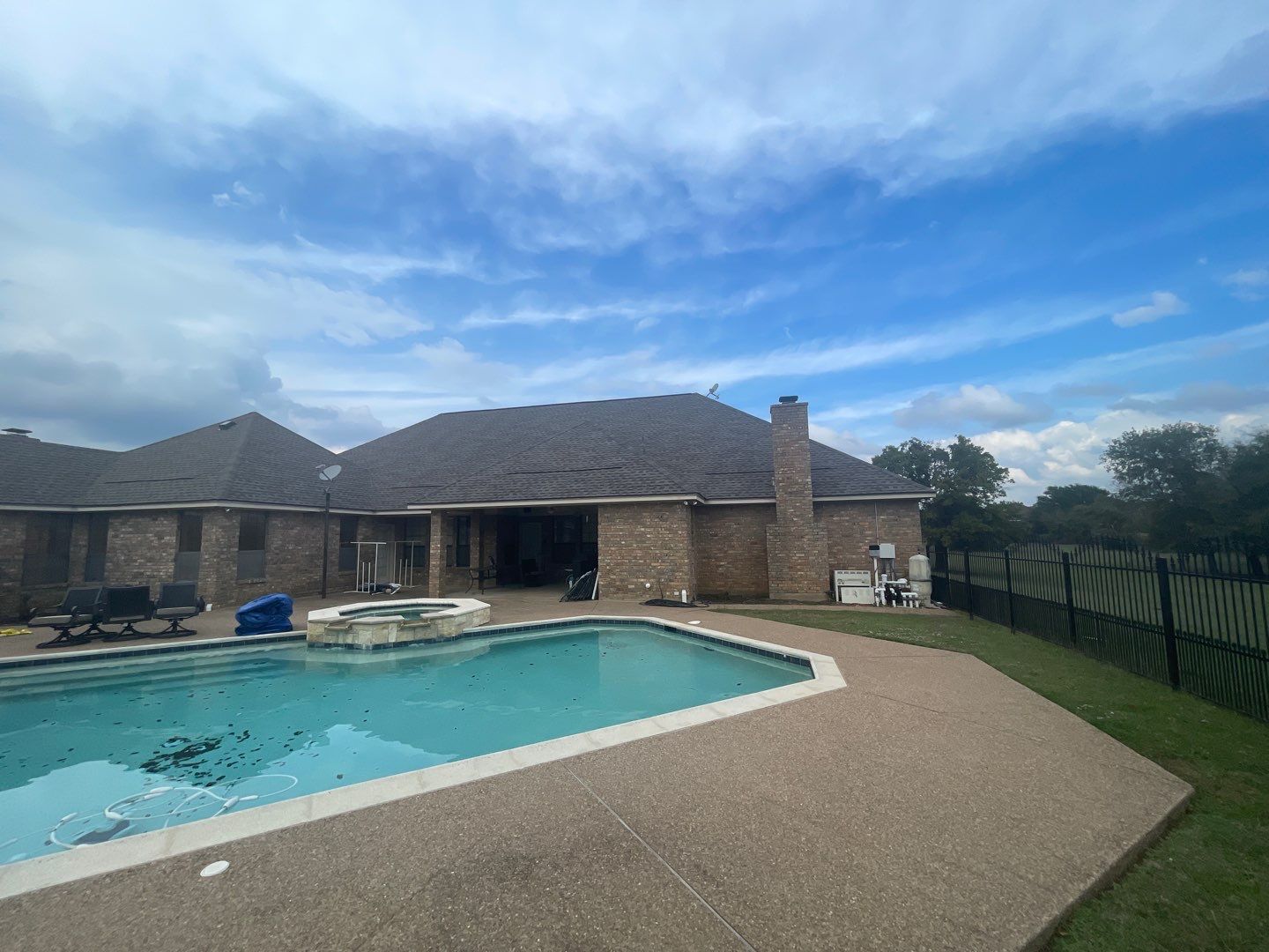 Rendon Forth Worth Texas Large Estate - Roofing Installation using GAF Timberline Armorsheild 2 Class 4 Impact Resistant Shingle System by First United Roofing & Construction