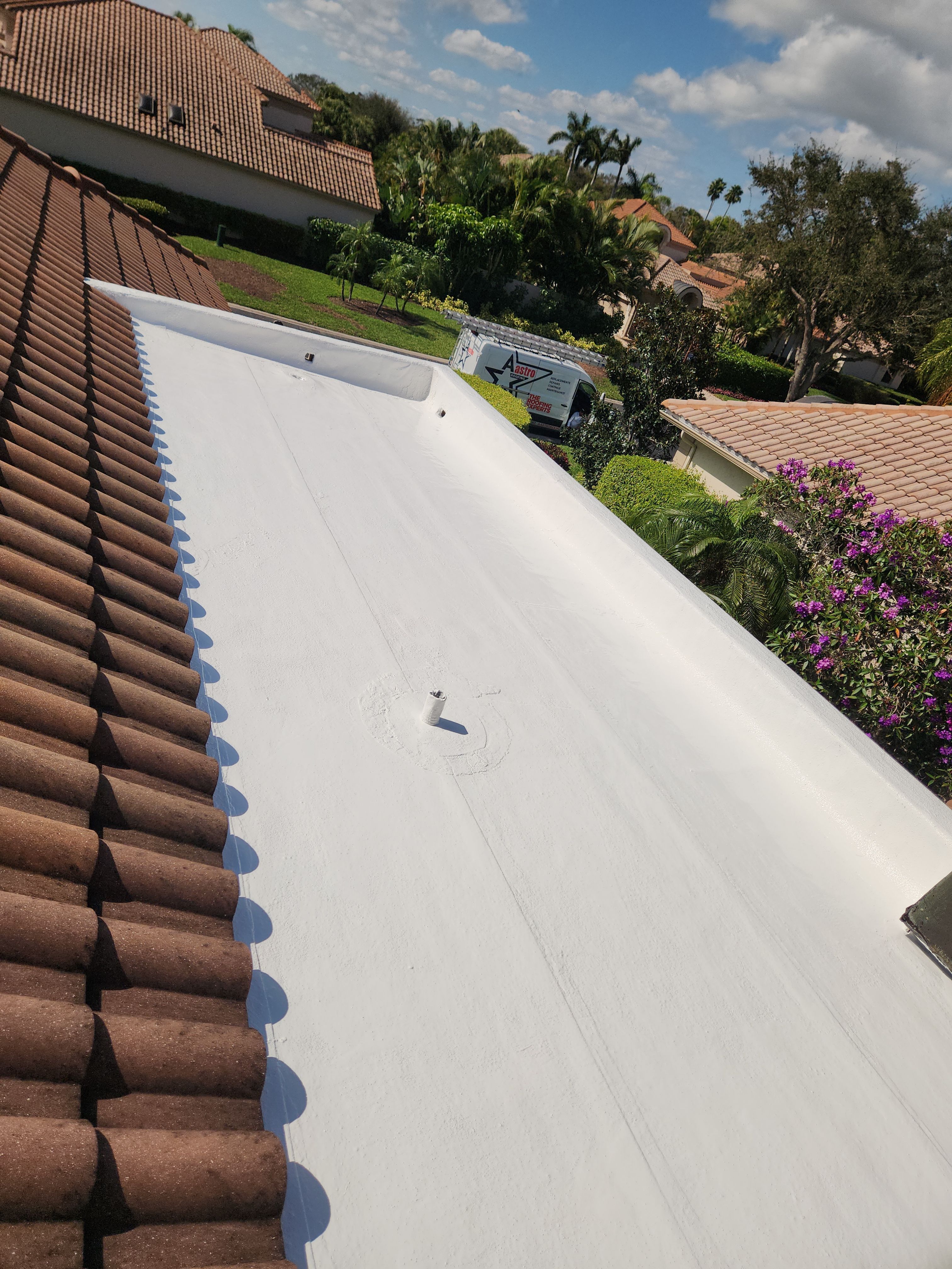 Flat Roof Waterproofing and Silicone Coating in Boca Raton by Aastro Roofing