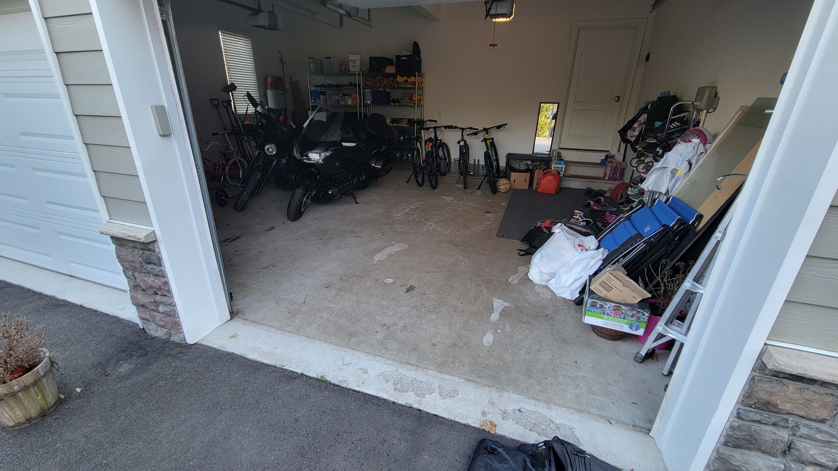 Garage Floor using Penntek Slatestone by Spectrum Painting, LLC