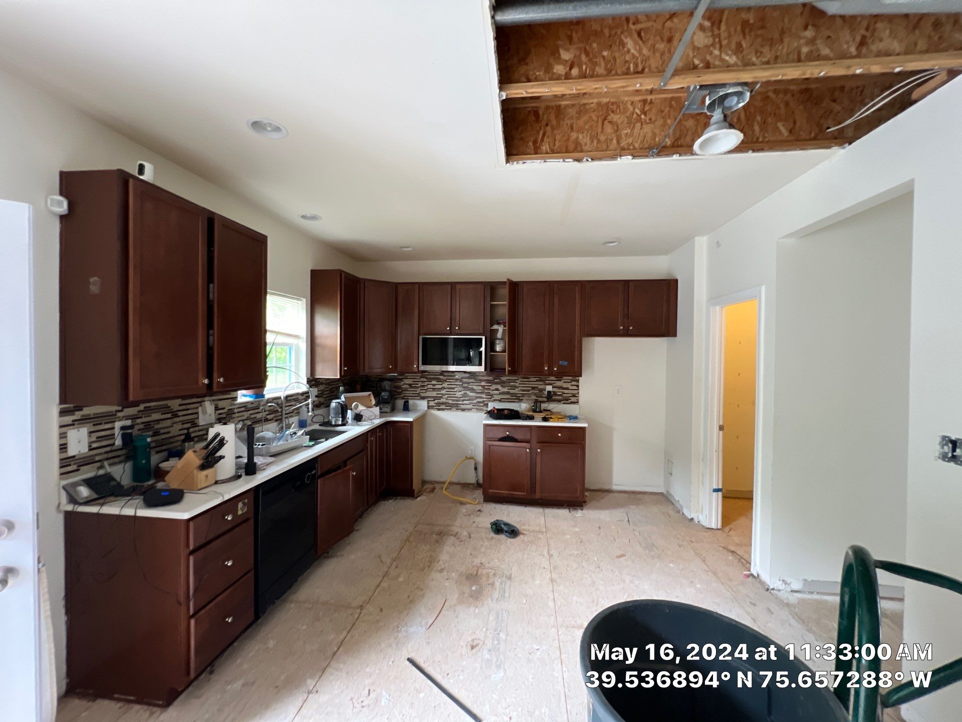 After Hours Emergency Water Extraction and Restoration in Middletown, Delaware by Healthy Home Solutions